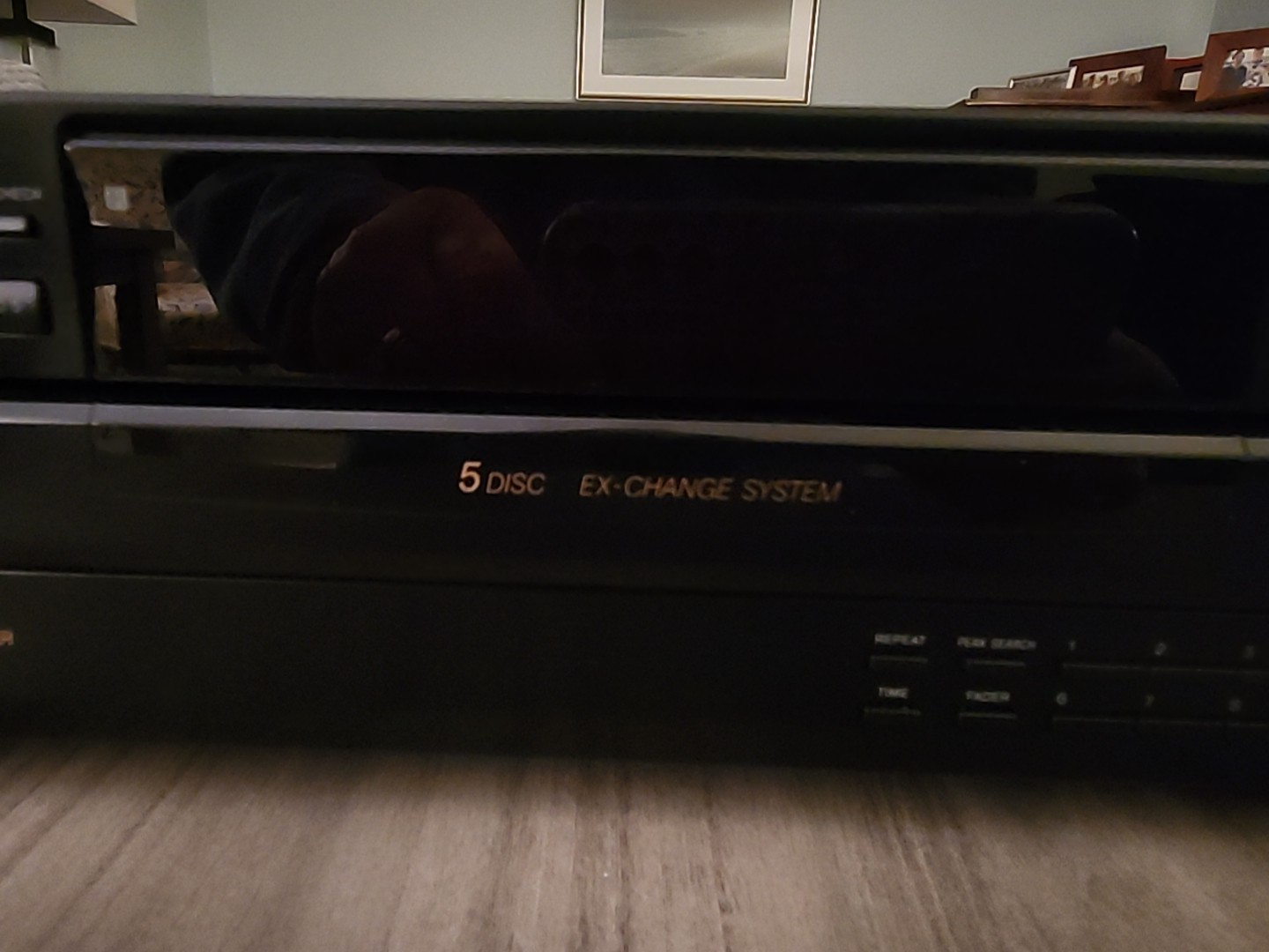 Sony CDP-C365 5 Disc CD Changer ****Includes Remote