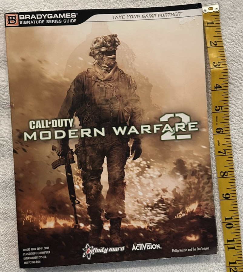 2009 Call of Duty Modern Warfare 2 Signature Series Guide
