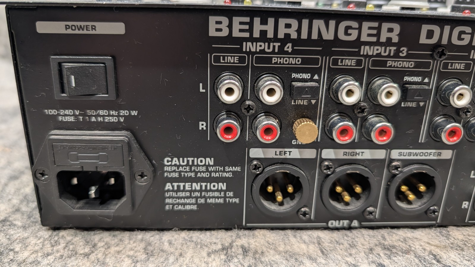 Behringer DDM4000 Digital DJ Mixer 4-Channel USB Tabletop Echo Reverb Filter