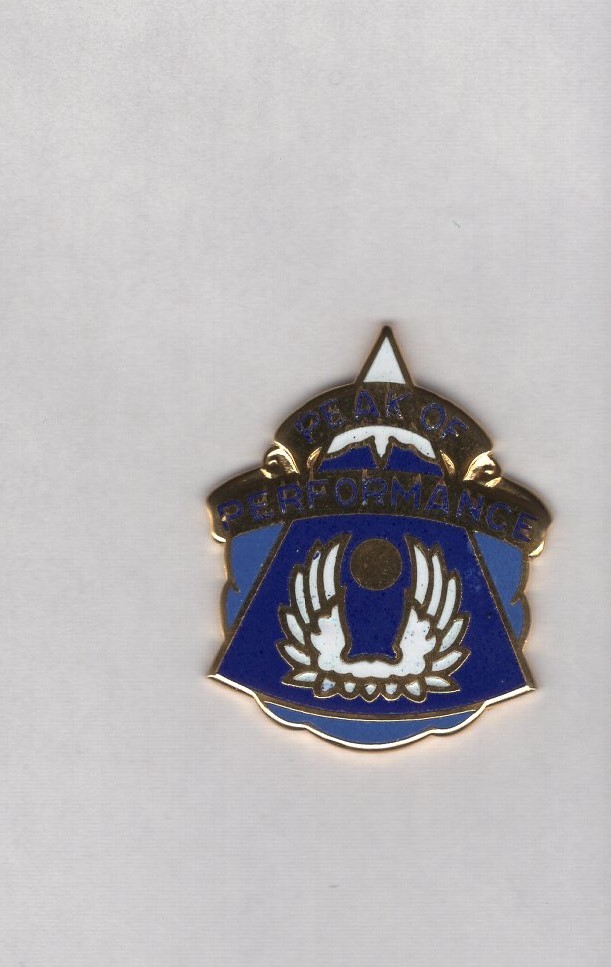 US Army 20th Aviation Battalion Airborne crest DUI clutchback c/b badge D-22