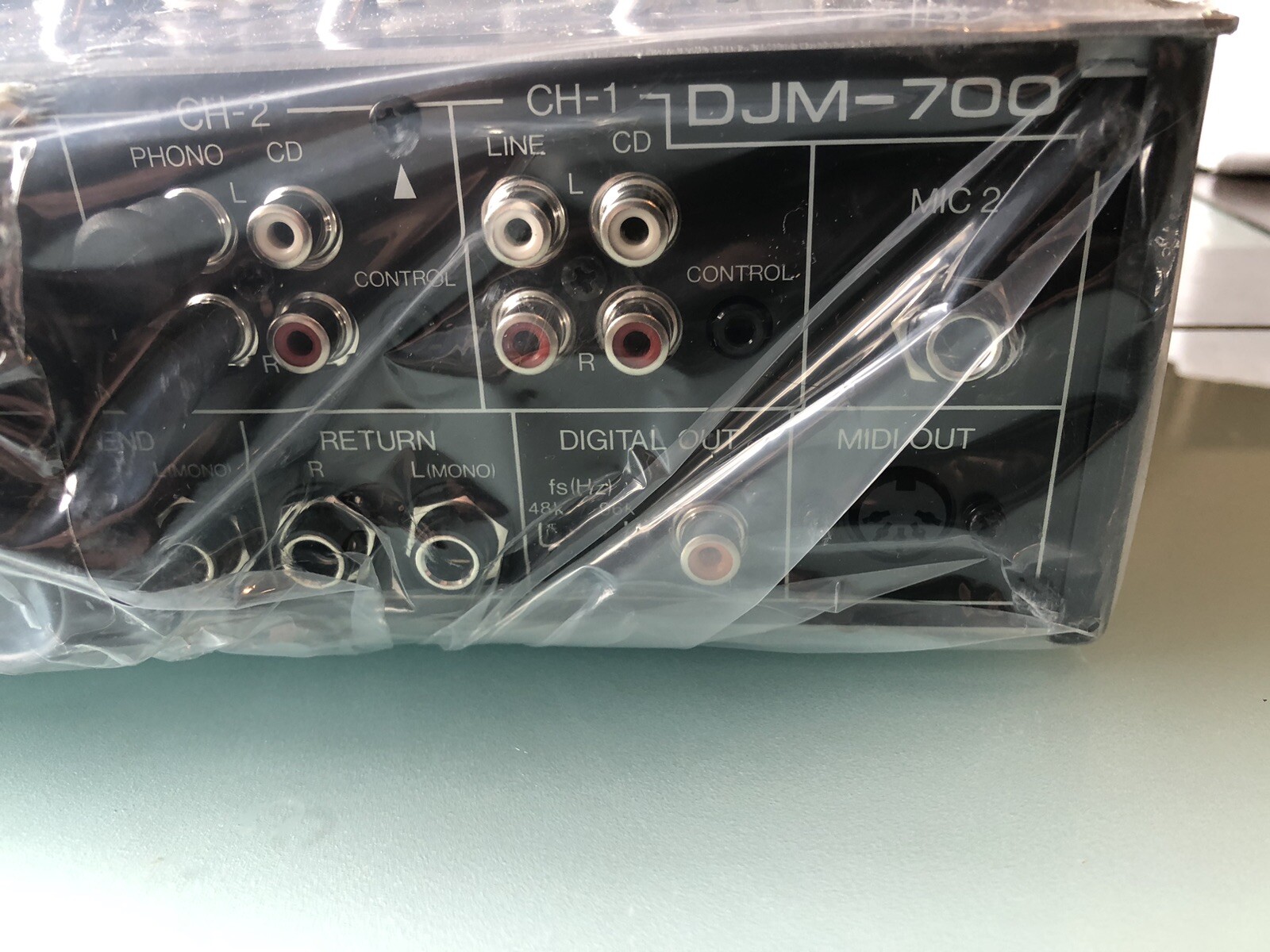 DJM-700 MIXER New
