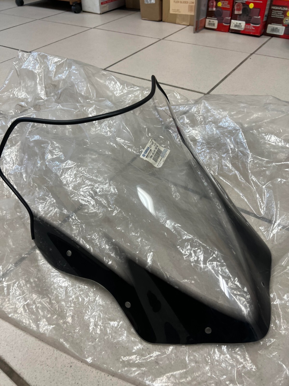WINDSHIELD SMA-8FA96-30-BK by Yamaha