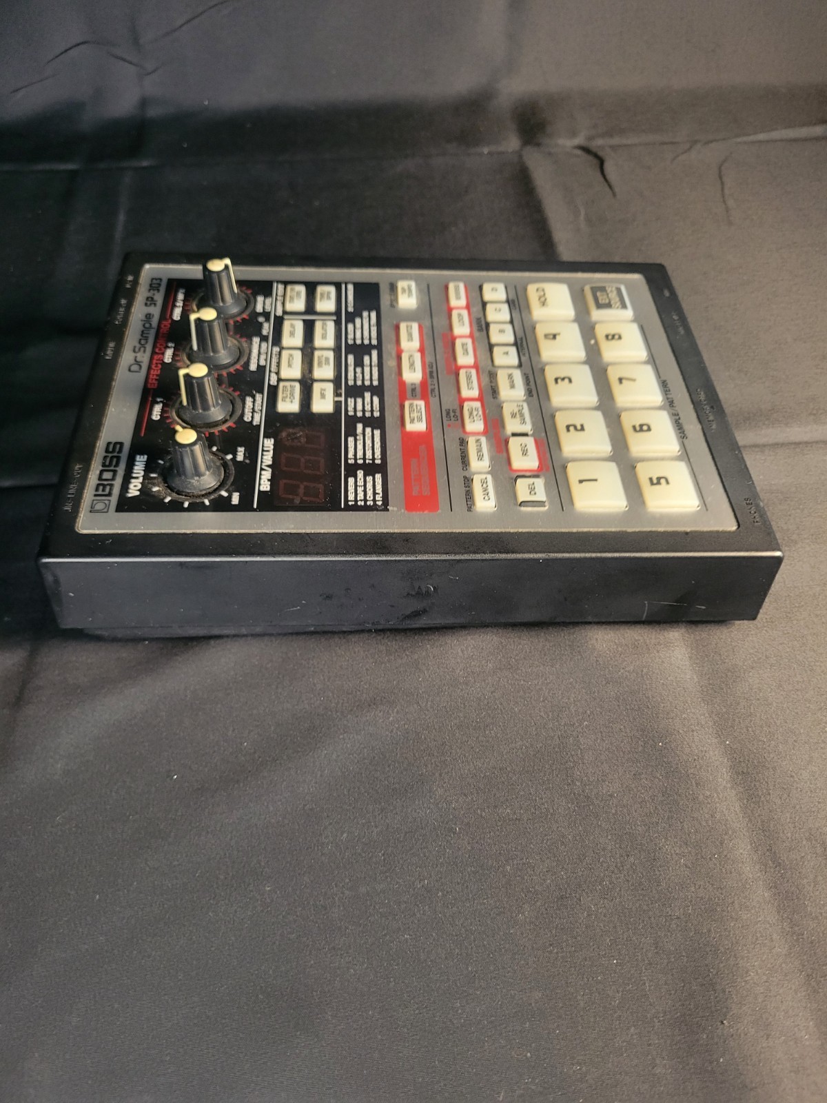 BOSS SP-303 Dr. Sample Sampler Lo-Fi Hip Hop Effects Sequencer Great Condition