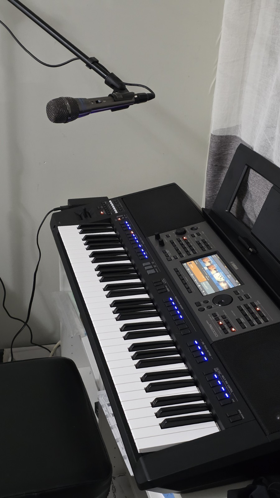 Yamaha PSR-A5000 Digital Workstation 61-Key Professional Arranger Workstation