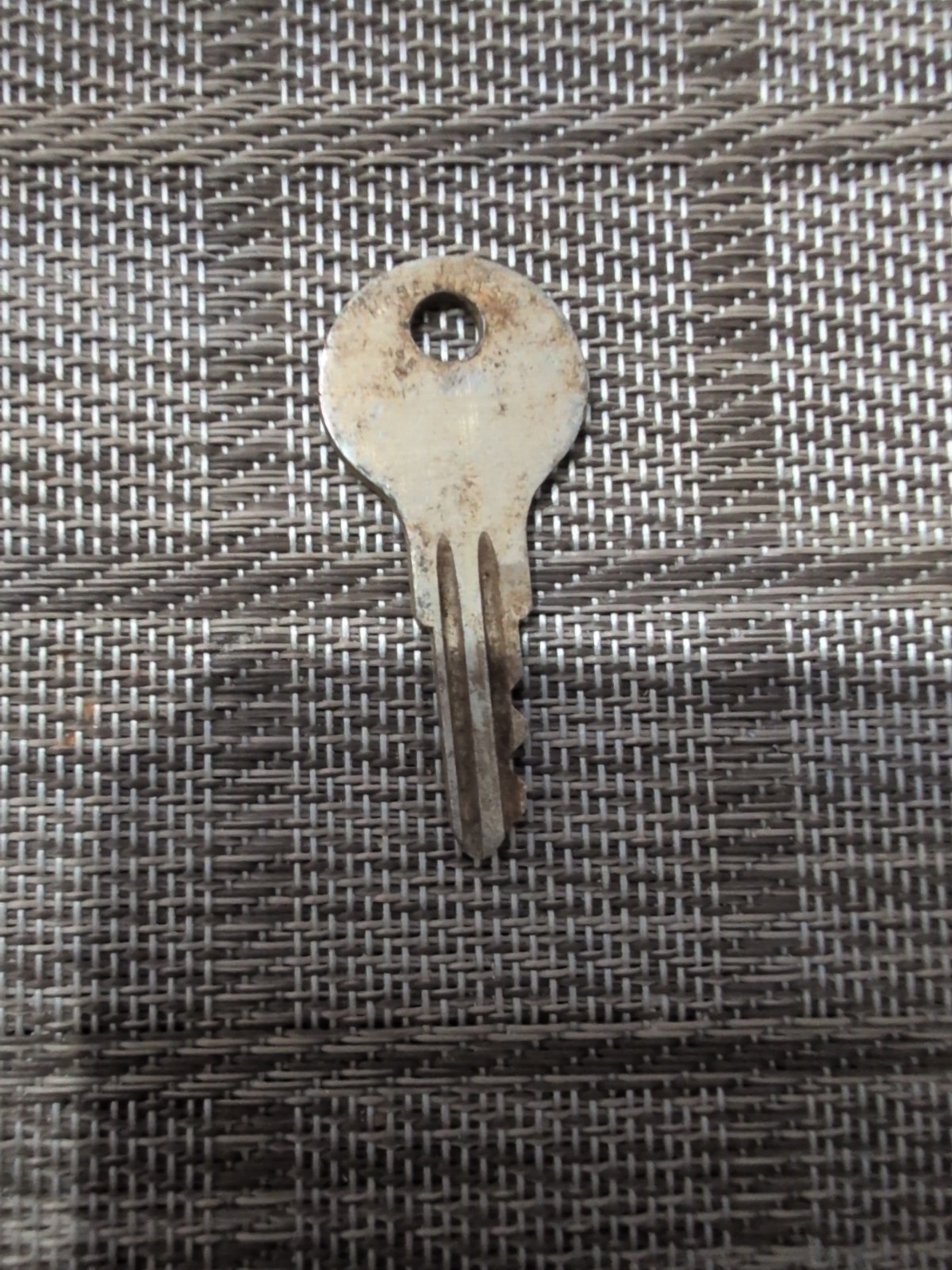 Yale Key HX254