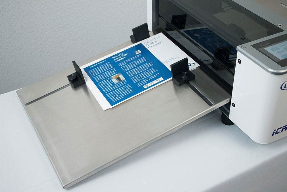 Count iCrease Pro + Digital Creasing and Perforating Machine