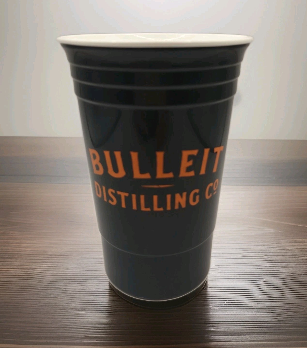 Bulleit Bourbon Black Plastic Party Cup 16 Ounces