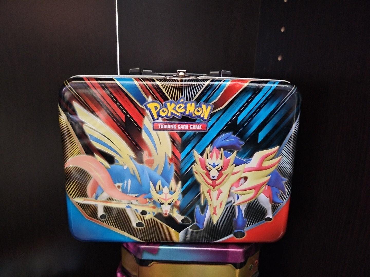 Zacian & Zamazenta EMPTY Pokémon Collector’s Chest Tin Lunch Box Trl8