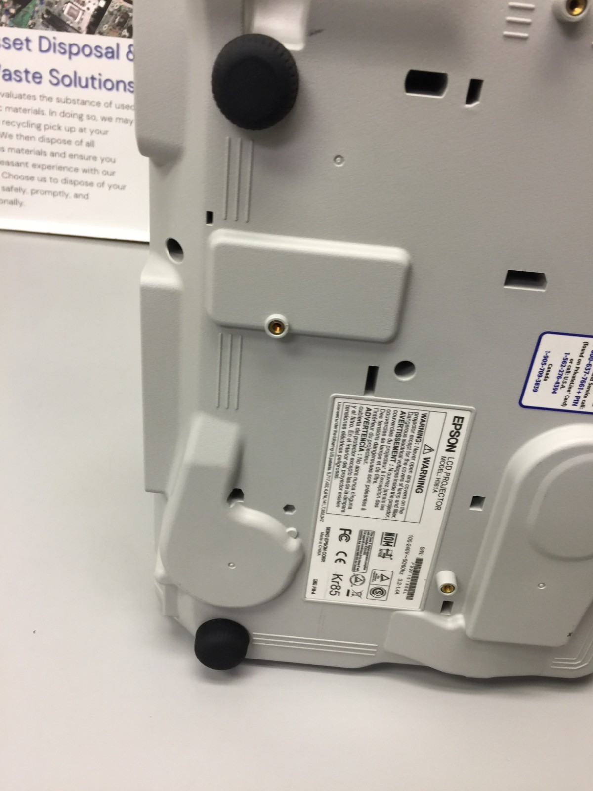 Epson PowerLite 92 LCD Projector model:H381A !!! TESTED!!!#624 LAMP HOURS LEFT !