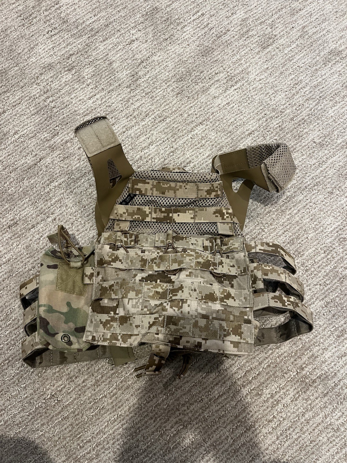 Crye AOR 1 Maritime JPC size medium.