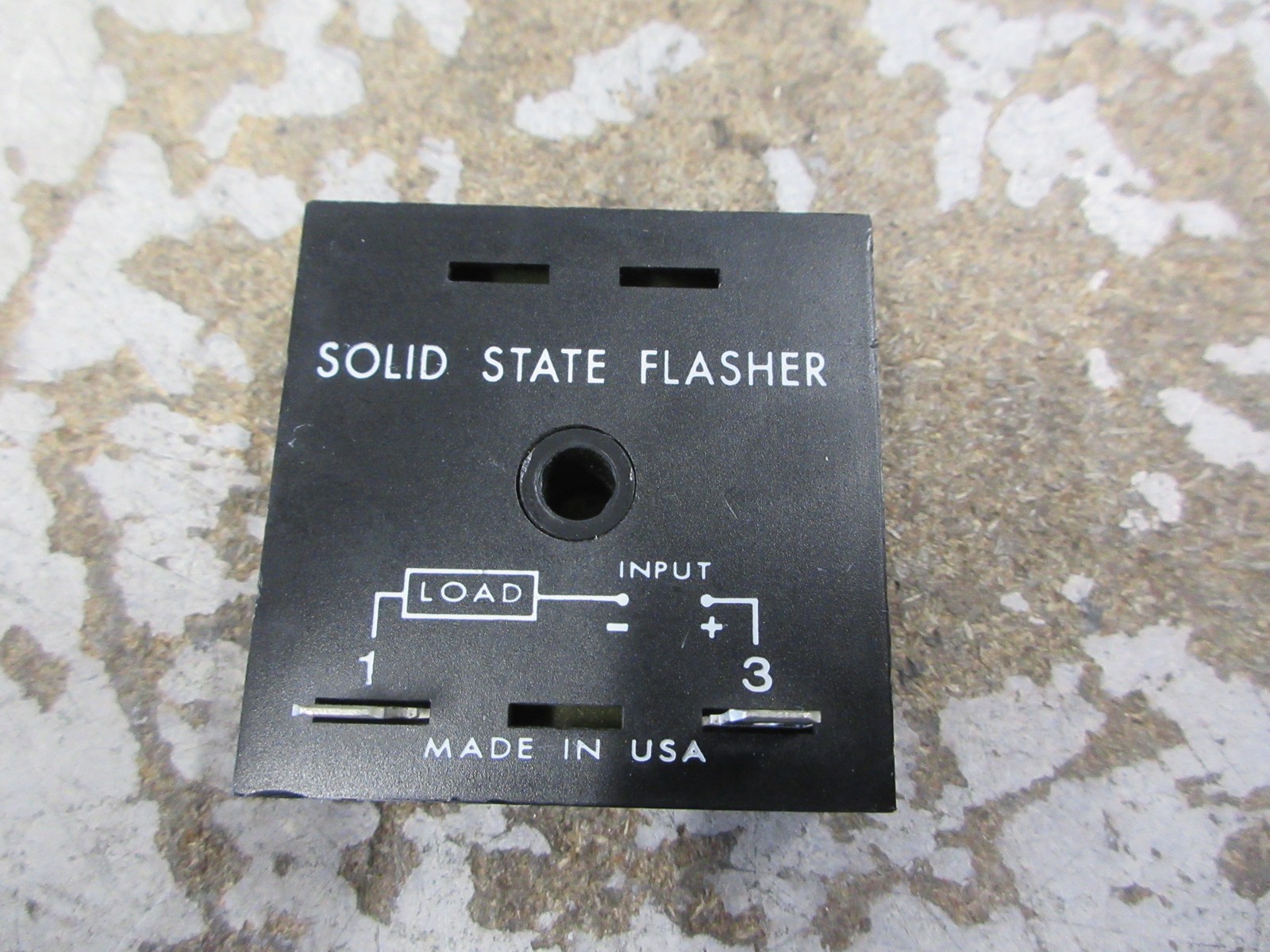 SSAC Entrelec Solid State Flasher FS324 75FPM 24VDC 1.5A Used