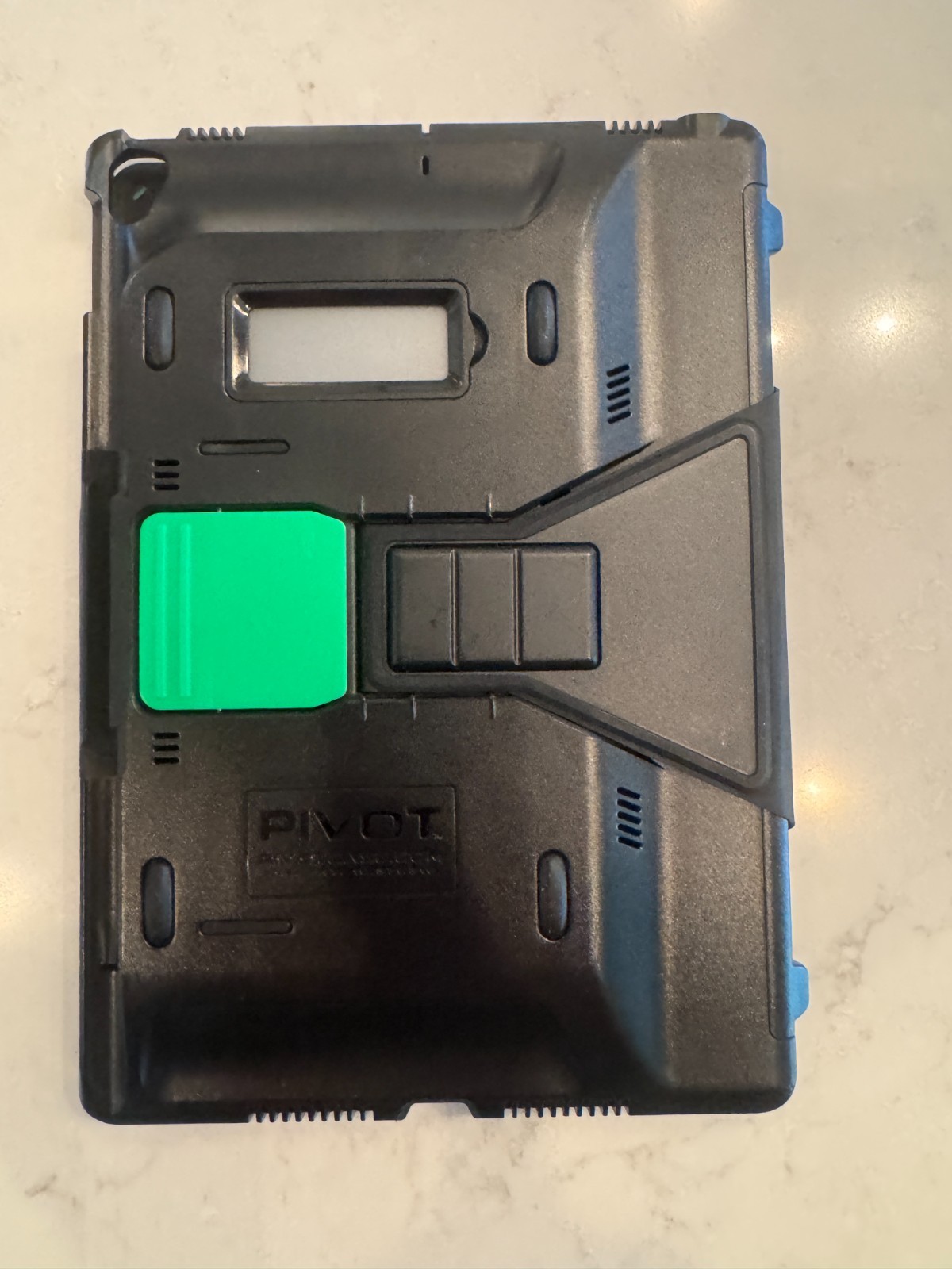 pivot ipad case 10X
