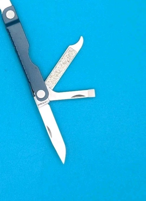 Leatherman Micra Multi-Tool, Knife, Scissors, Key Ring, Blue!