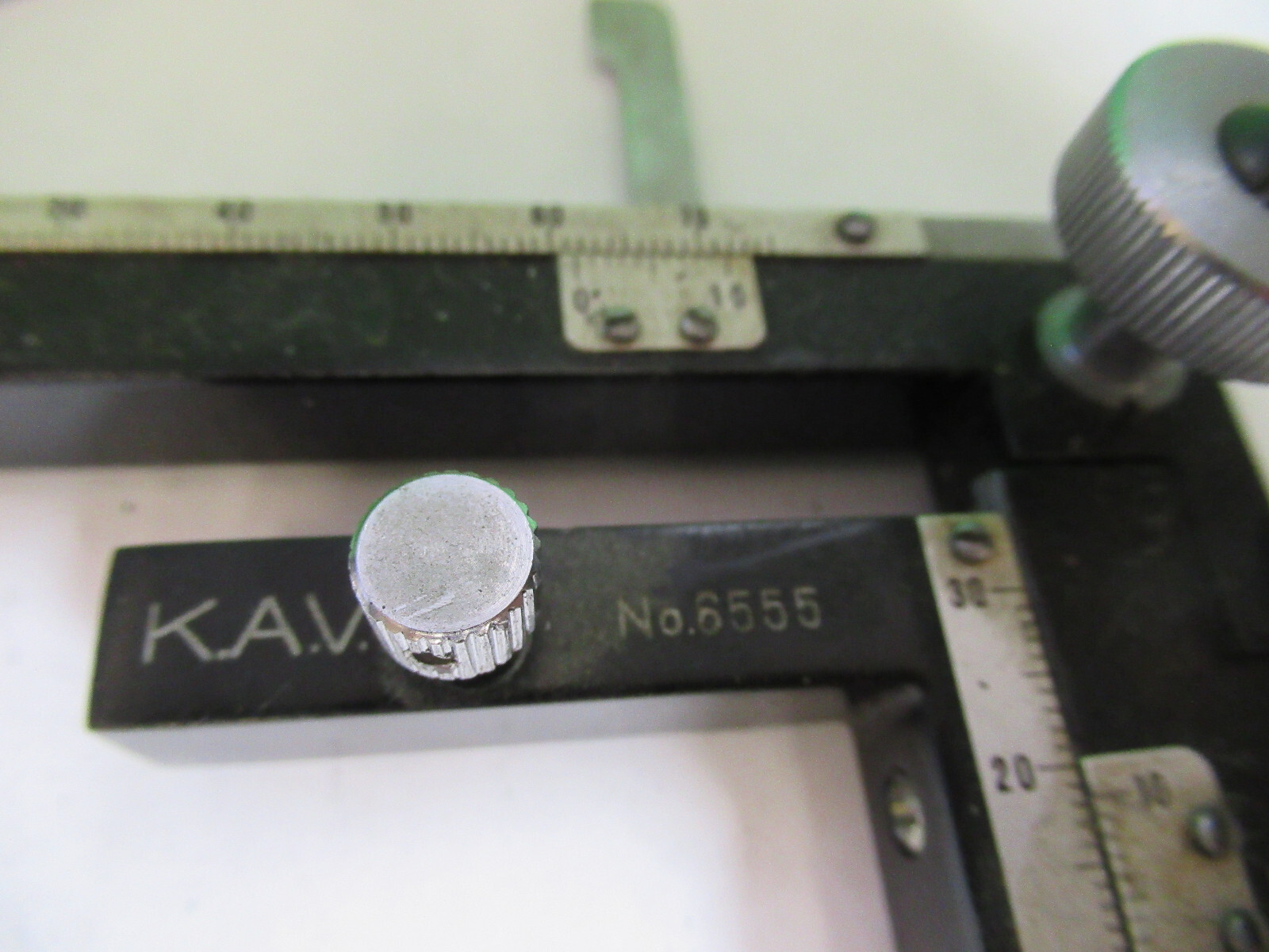 K.A.V. GENERIC CLIPS XY MICROSCOPE PART AS PICTURED Z7-FT-69