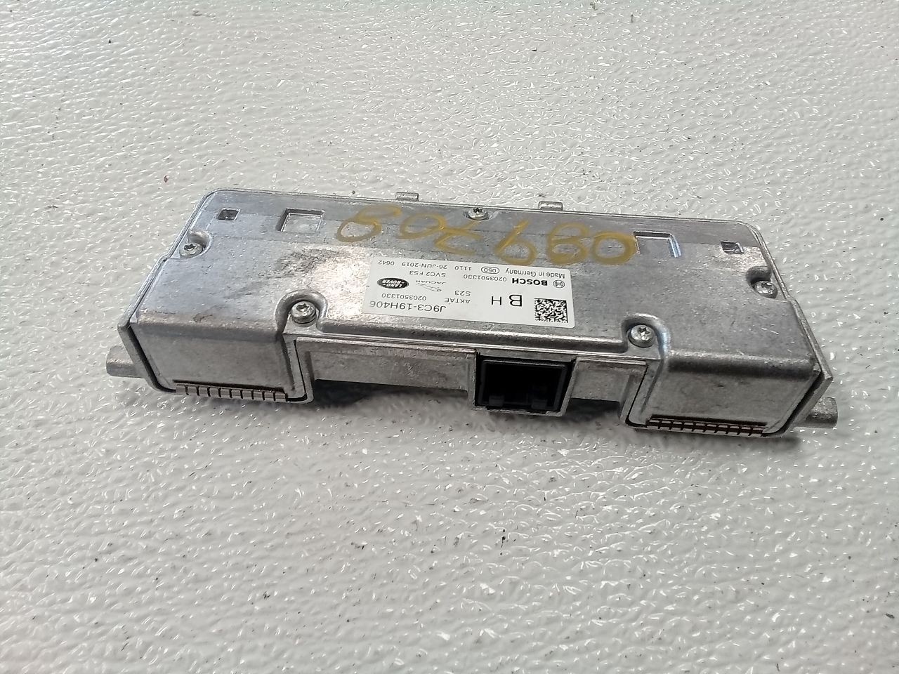 E-PACE 2020 Camera/Projector 349322