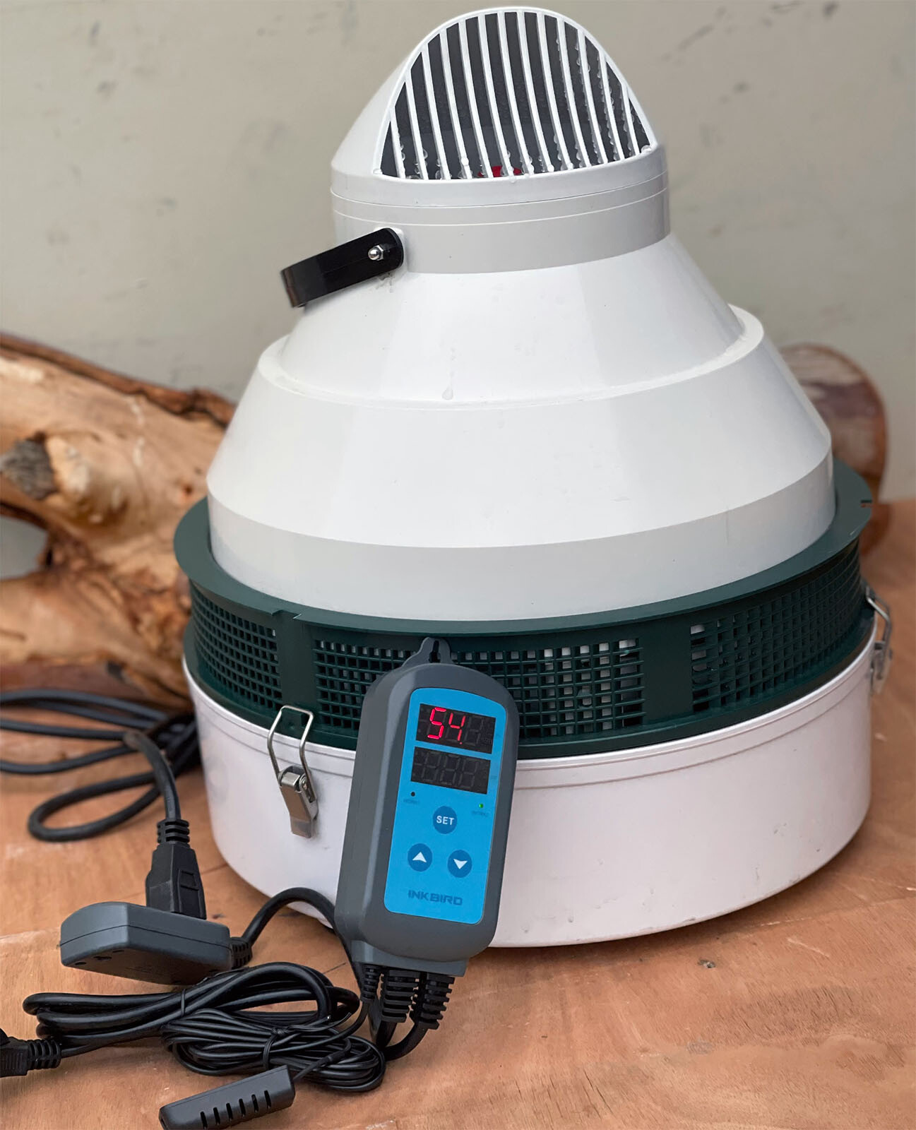 200 Pint Humidifier commercial grade Mist Fogging Plant  w/Humidistat Controller