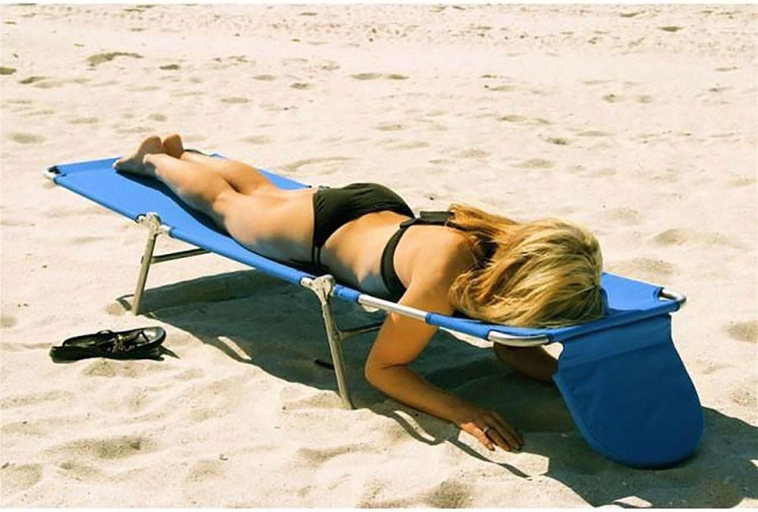 Folding Beach Lounge Chair Polyester Reclining Outdoor Chaise with Pillows