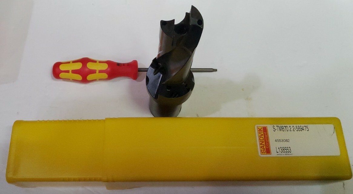 SANDVIK S-TM870.2.2-589475 INDEXABLE COOLANT THRU DRILL / CHAMFER