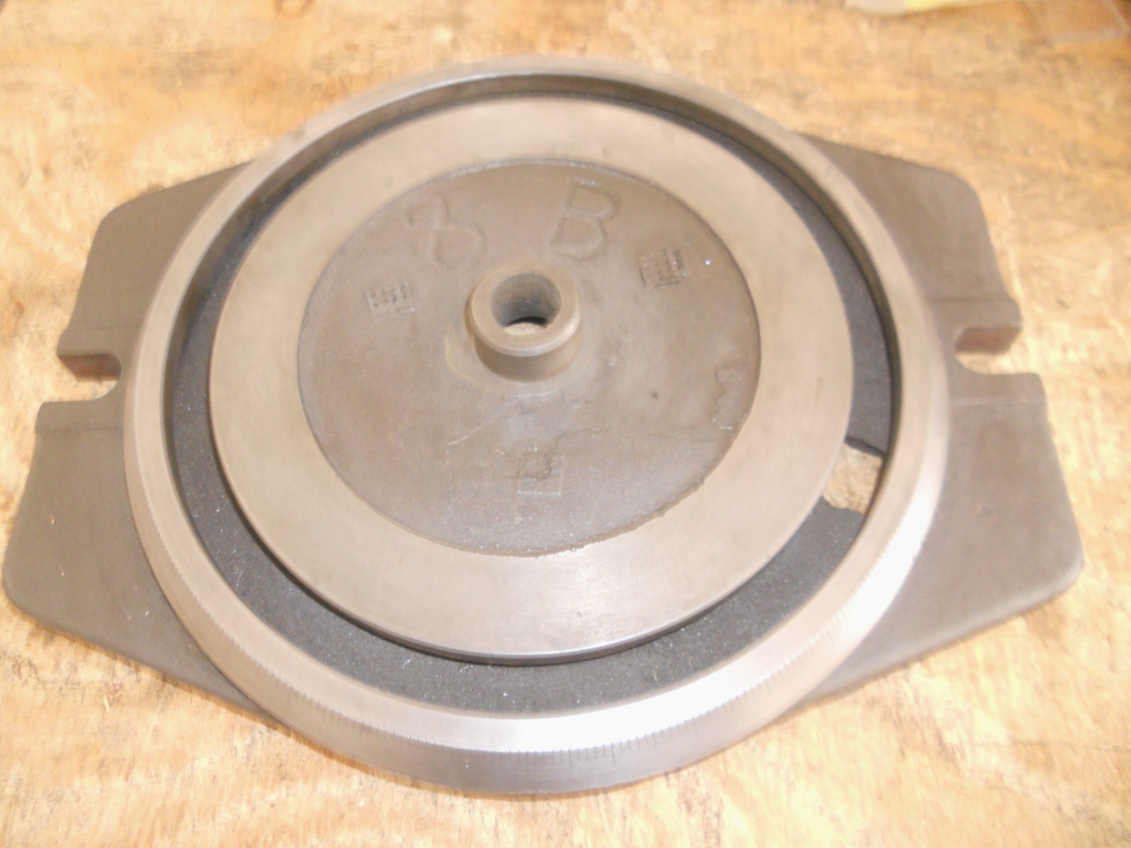 Milling Vise Rotary Mounting Base, ID 8 - B ; ??for 8" Vise??