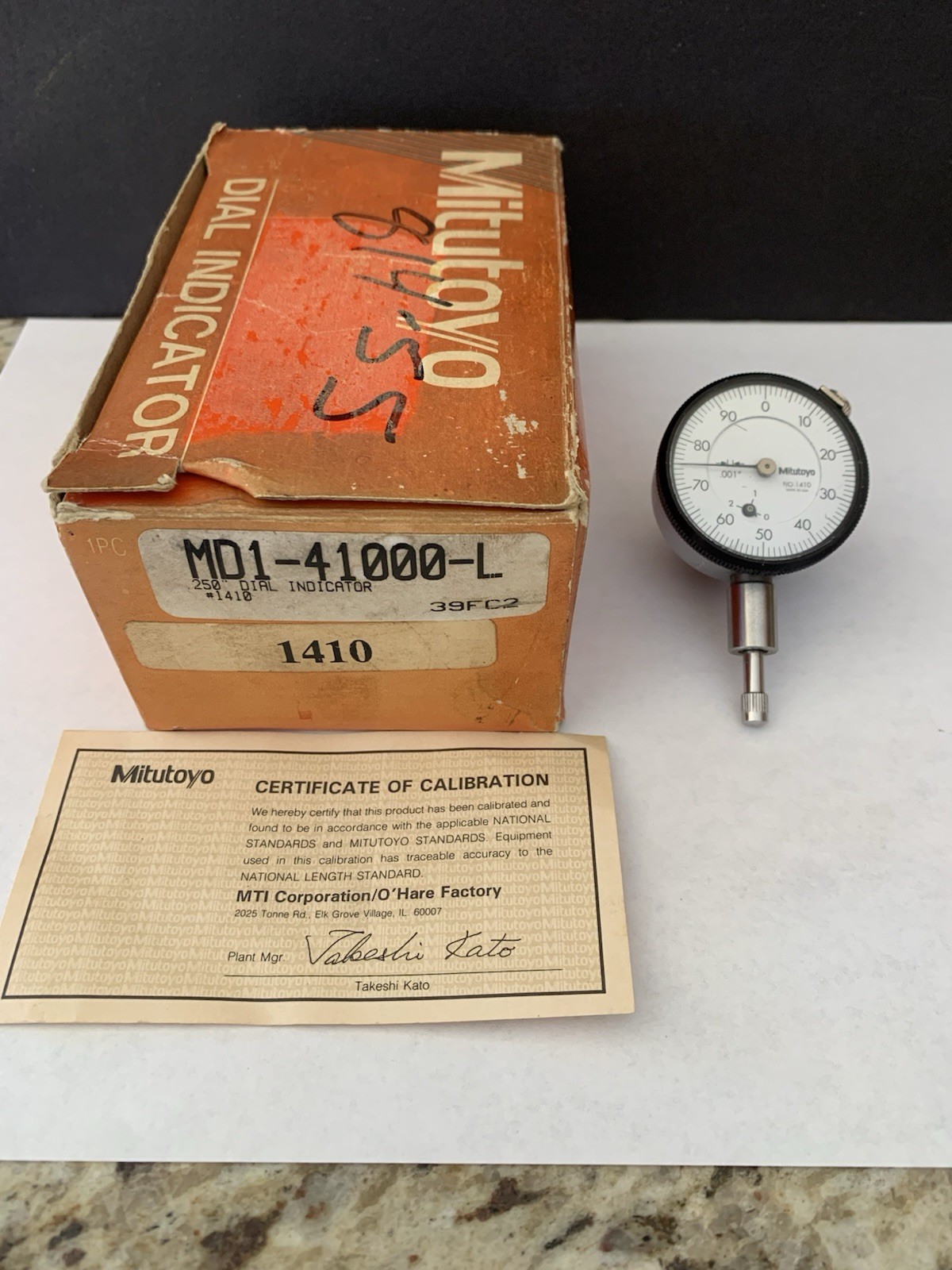 Vintage MITUTOYO #1410 Dial Indicator (.001"-.250" range) - made in USA