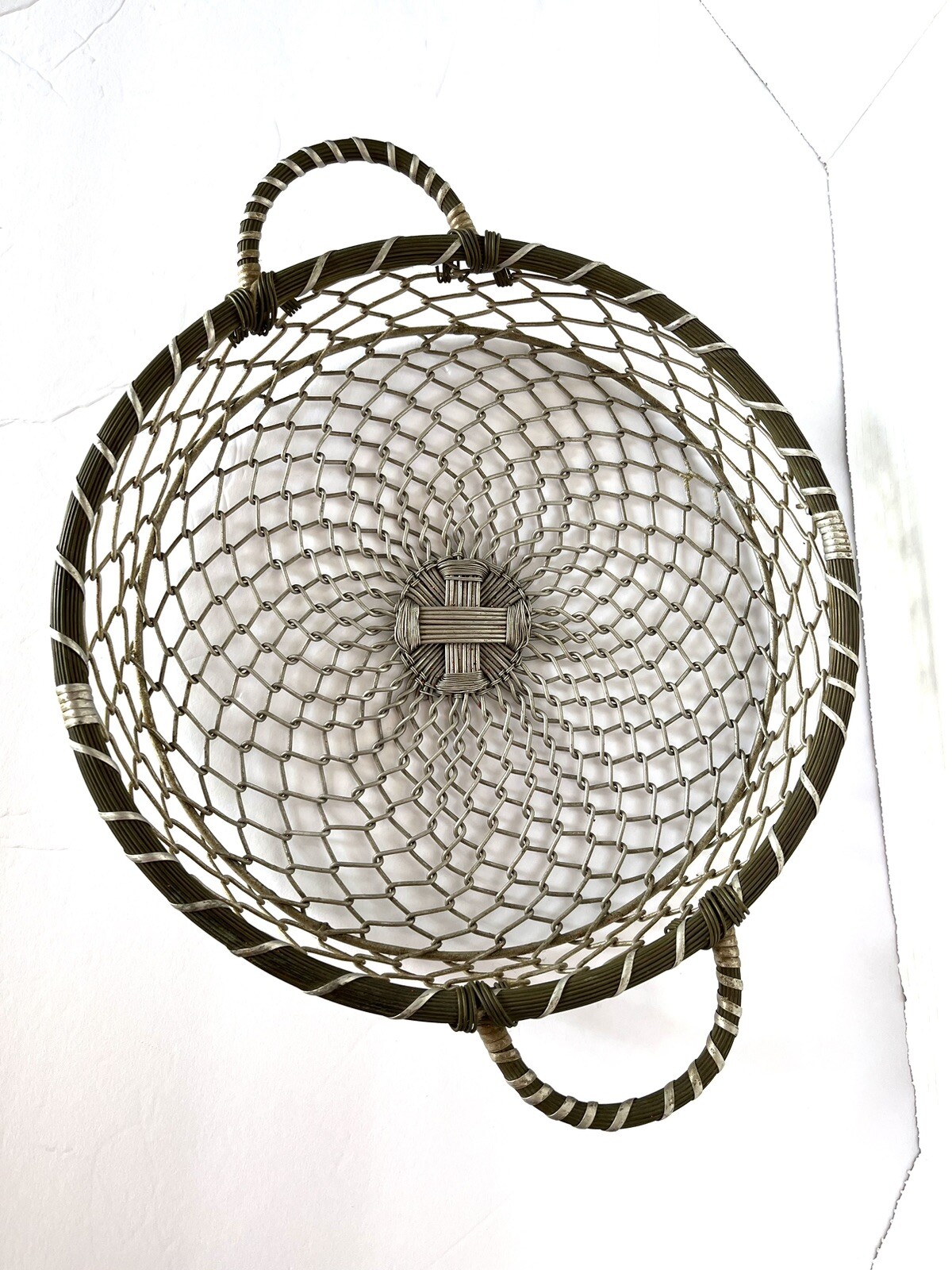 Woven Wire Basket Round Silvertone Kitchen Farmhouse Cabin Industrial Minimal