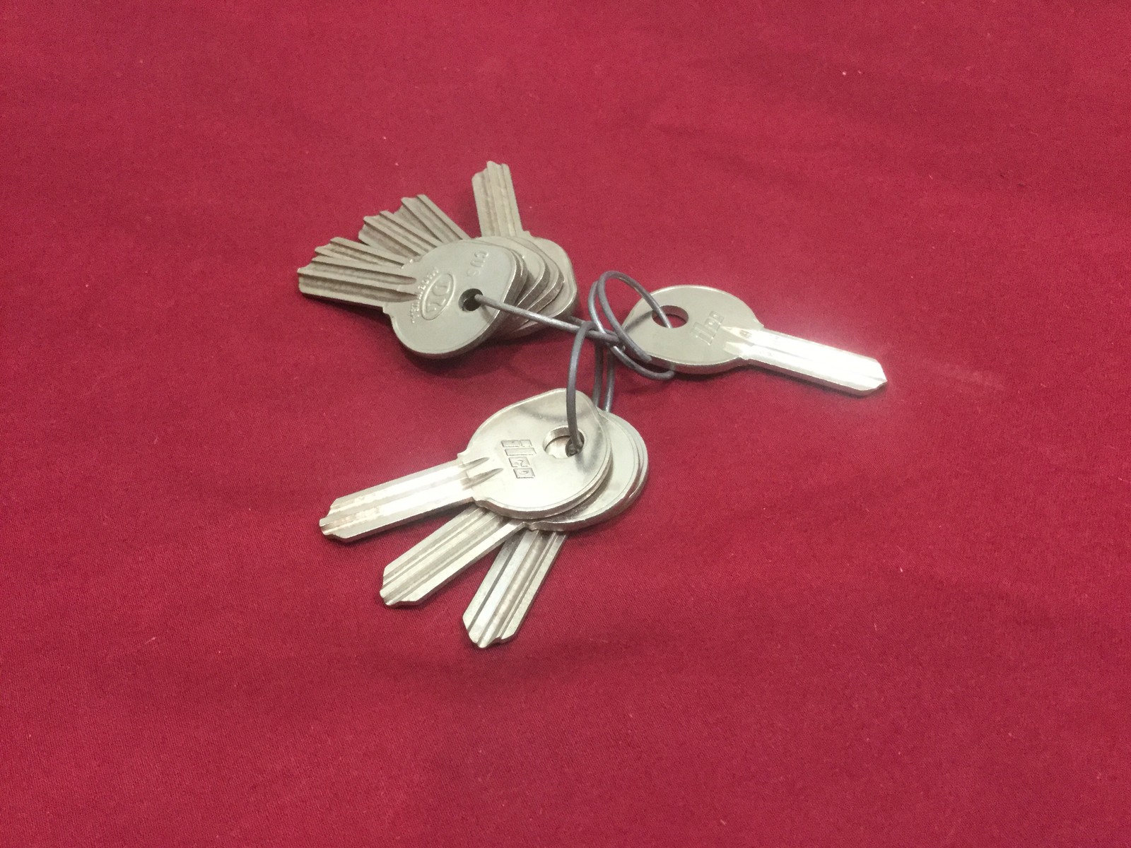 Clum Inboard Motors by DL & Ilco Key Blanks; set of 9; R1040C/E- Locksmith