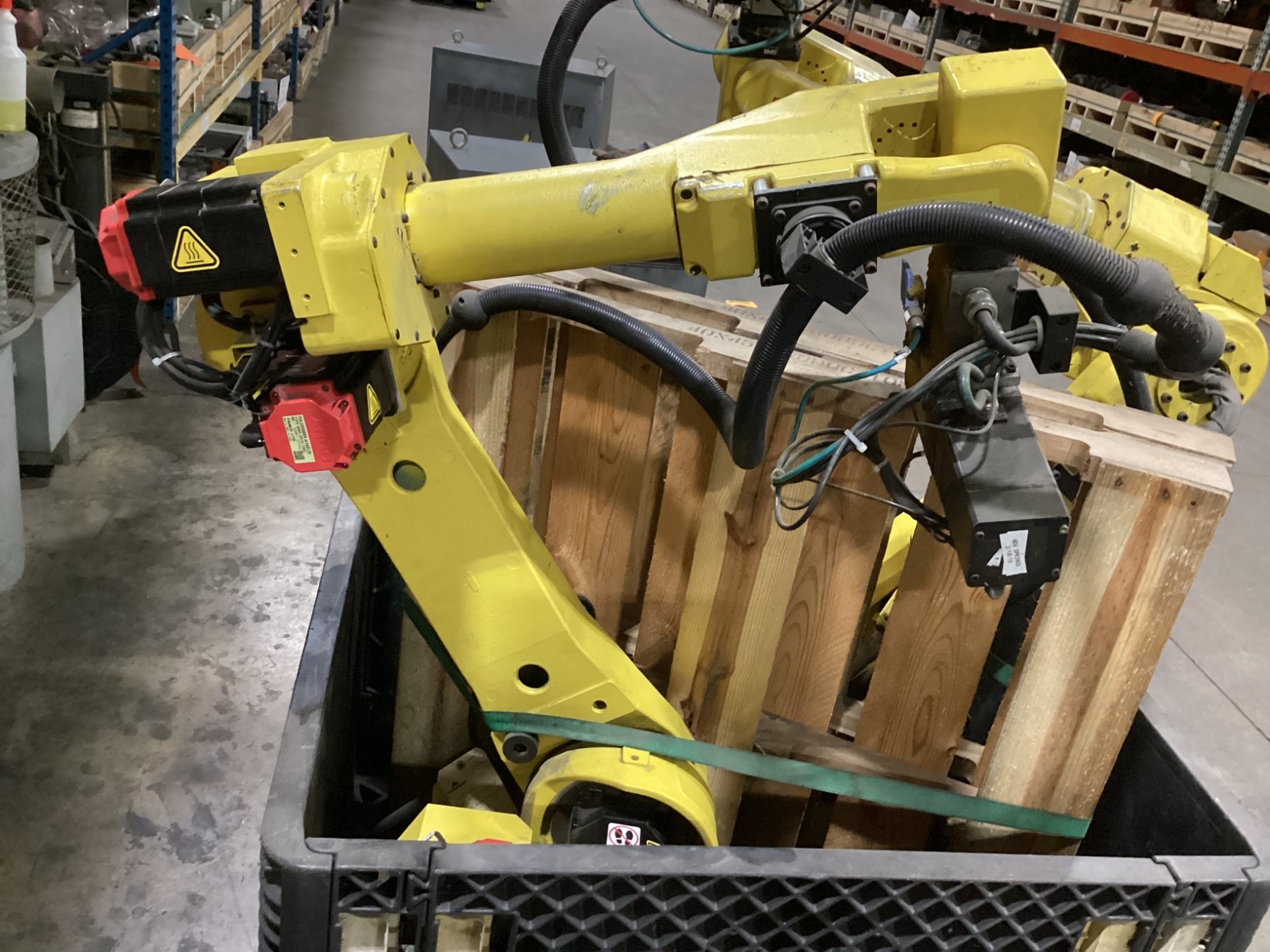 Fanuc Robot System R-J30iA Controller A05B-2512-B330 #406JM