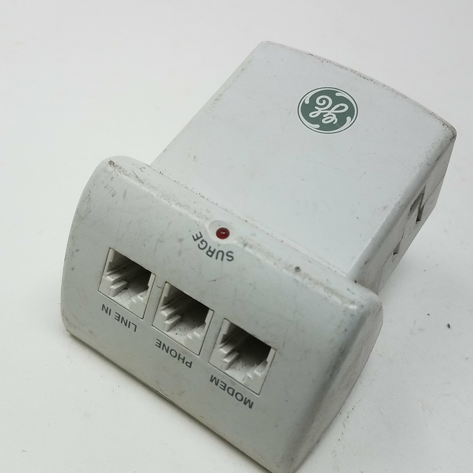 GE Surge Protector Model #SU93905