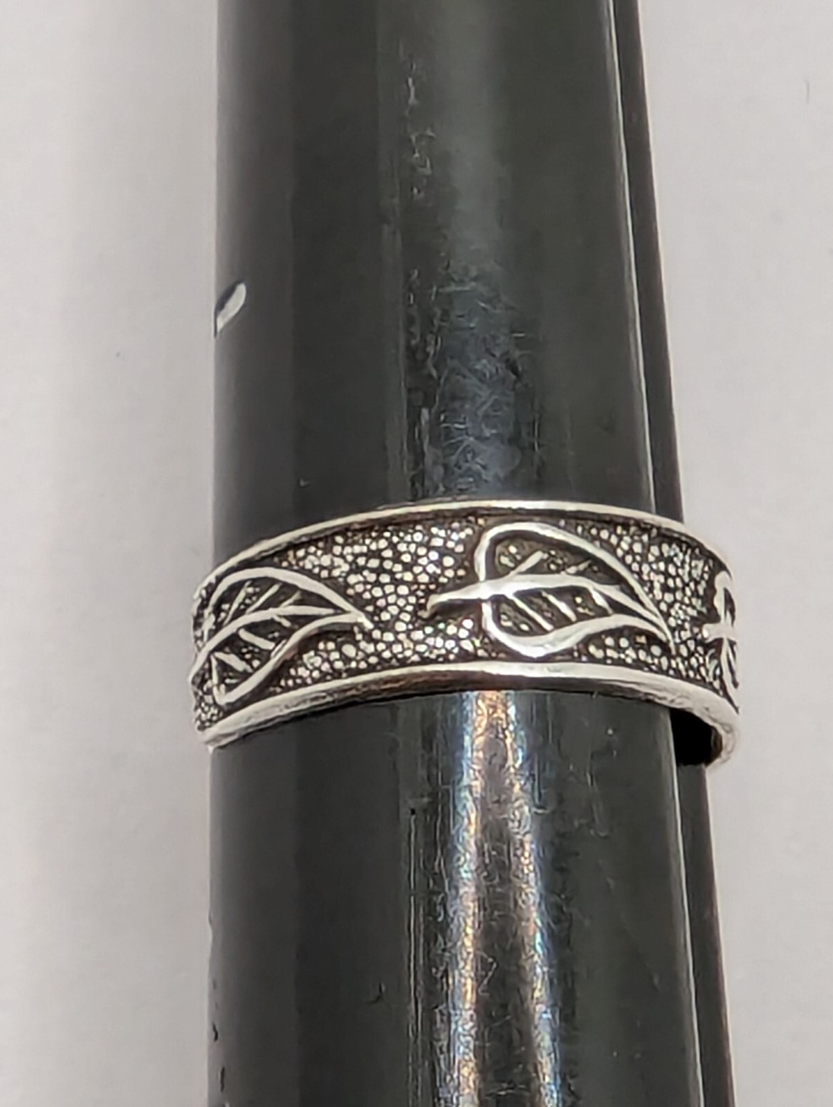 Sterling Silver Toe Ring Leaf Design. Nature Theme. Adjustable Size. 925 Silver.