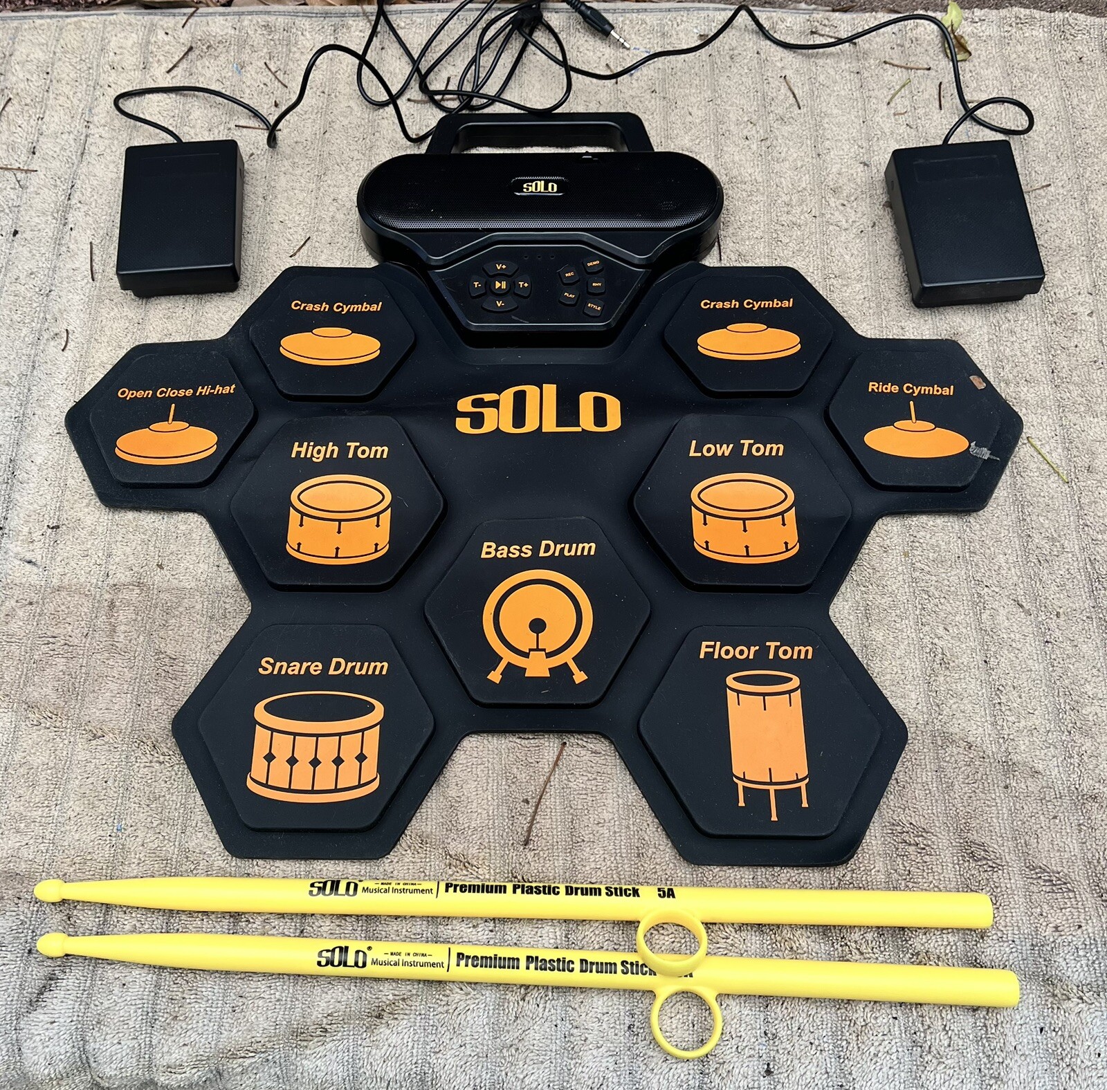 Solo Roll Up Table Top Electronic Drum Set With Sticks And Pedals