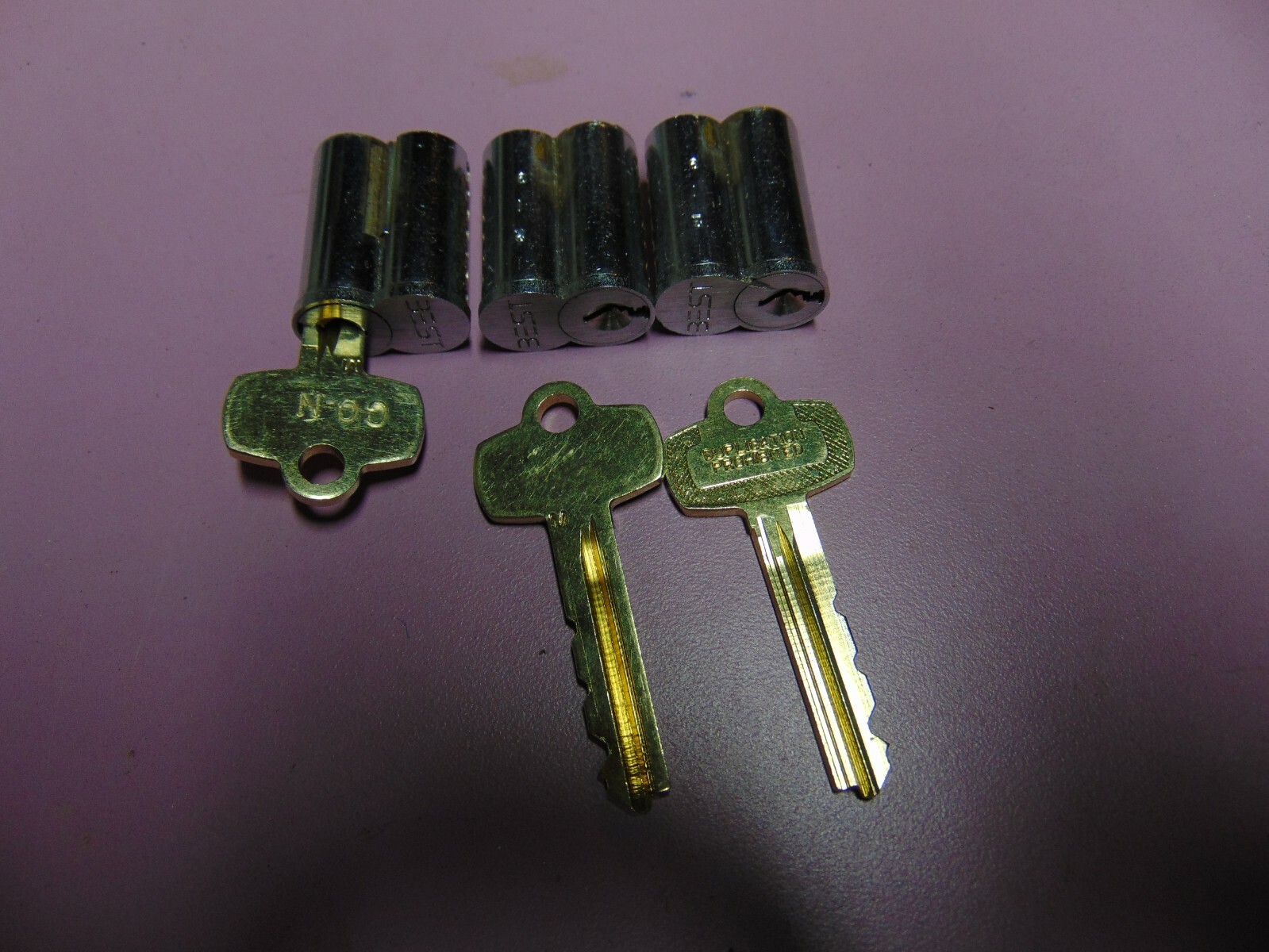 3 - BEST LOOK ALIKE  M  KEY  BLANK WITH 1 CORE KEY AND 2 PASS  7 PIN   LOCKSMITH