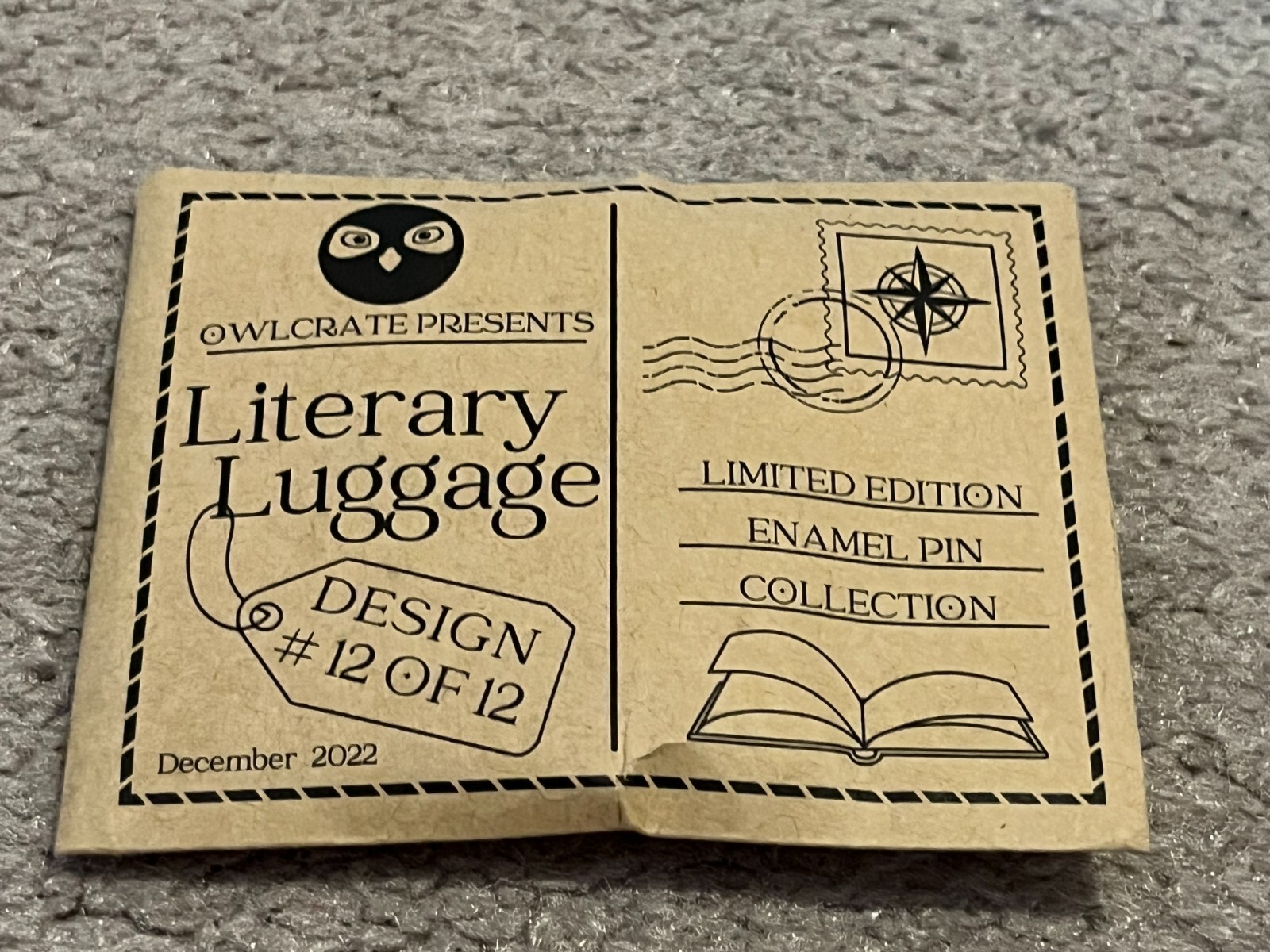 Owlcrate Literary Luggage Limited Edition Enamel Pin #12 Outlander Dec 2022 New