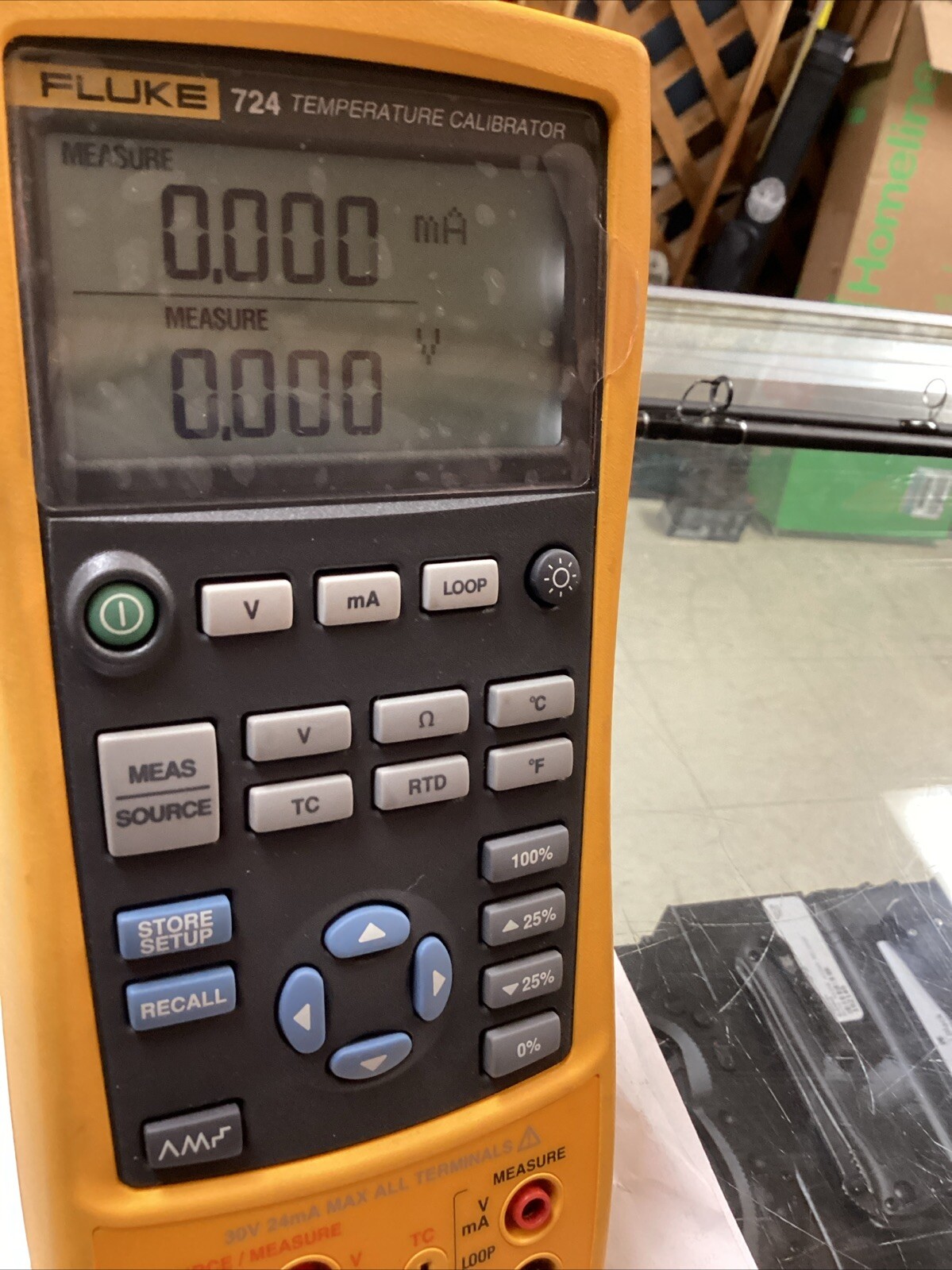 Fluke 724 Temperature Calibrator