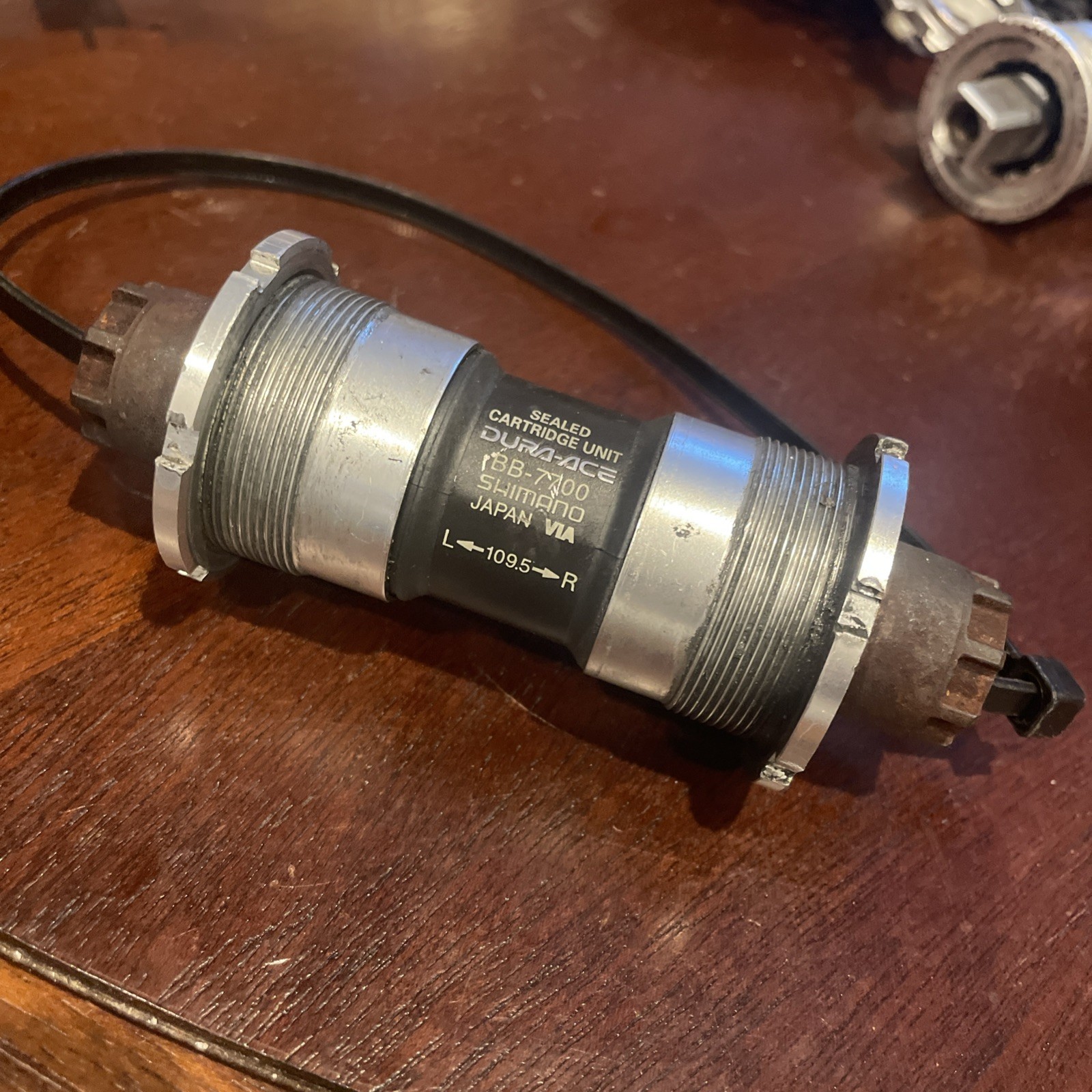 Shimano Dura Ace BB-7700 Bottom Bracket BSC English 109.5