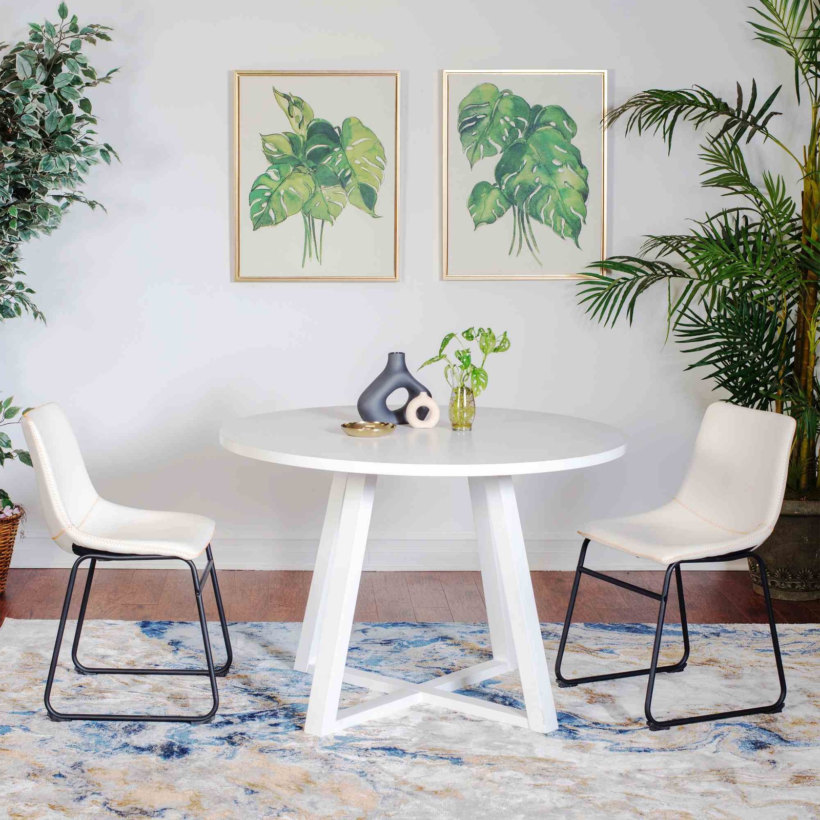 //Varna 3-Piece Round Dining Set, Trestle Dining Table with 2 Stylish Chairs