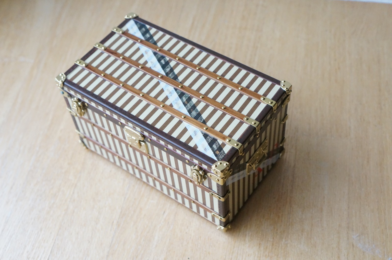 LOUIS VUITTON Trunk Paperweight Mini Striped Trunk Malle Courier Box