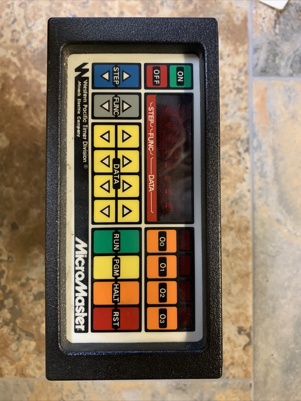 Minarik MicroMaster WP6211-AA-AA PLC Controller, WP6211AAAA, WP6211, 424537 