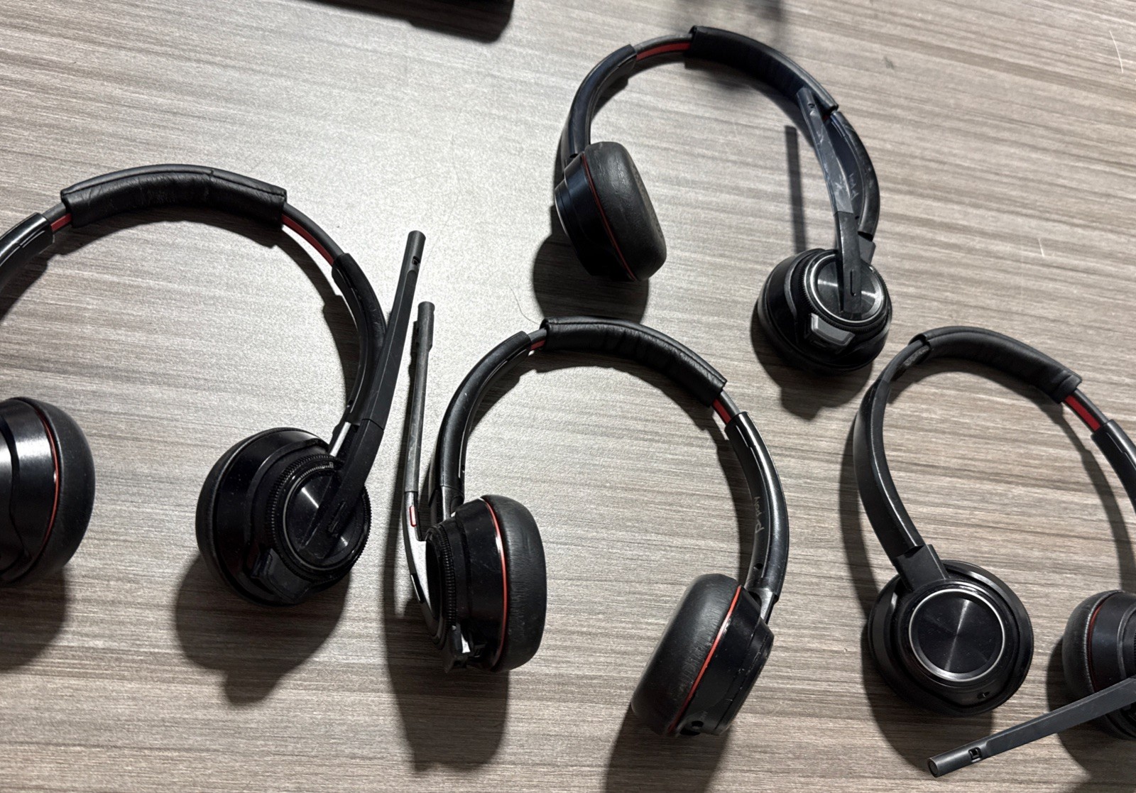 LOT OF 4 Poly Wired Headsets No Cables