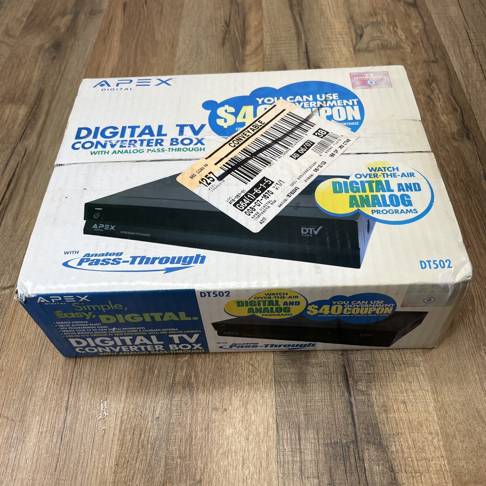 NIB Apex DT502 Digital TV Converter Box w/ Analog Pass-Through SEALED BRAND NEW