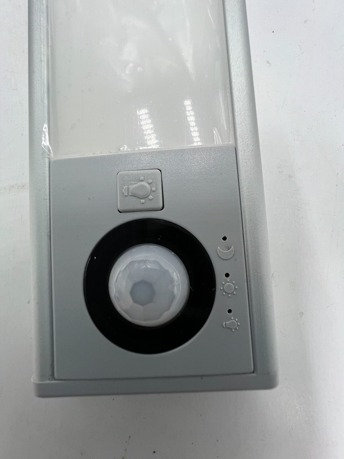2-Pack Under Counter Light 30 CM US White / Light Sensor *PICTURED ITEM ONLY