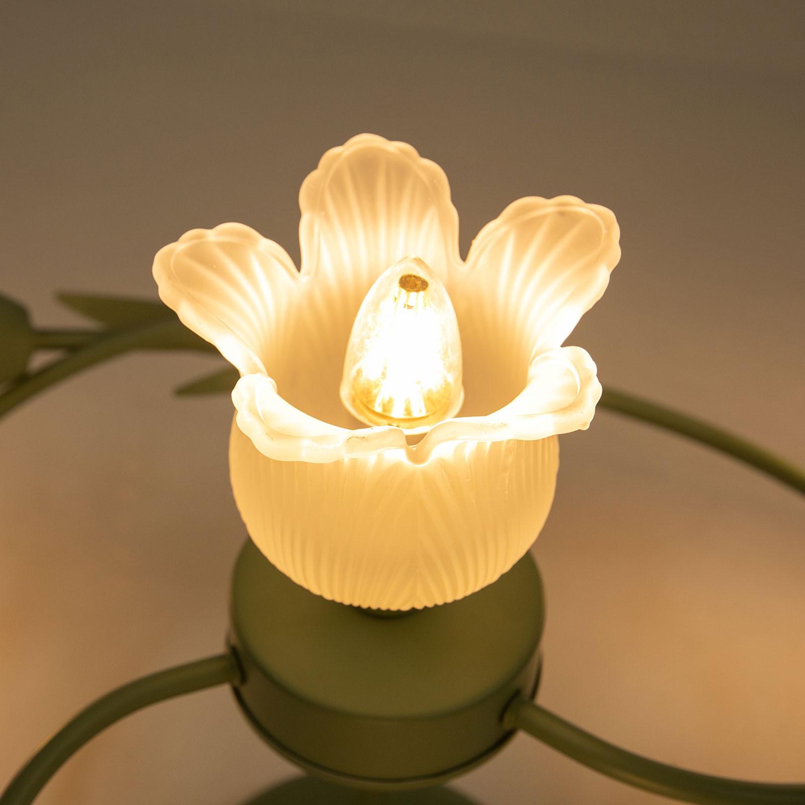 Mid Century Ceiling Light 4-Light Rounded Floral Shade Ceiling Chandelier