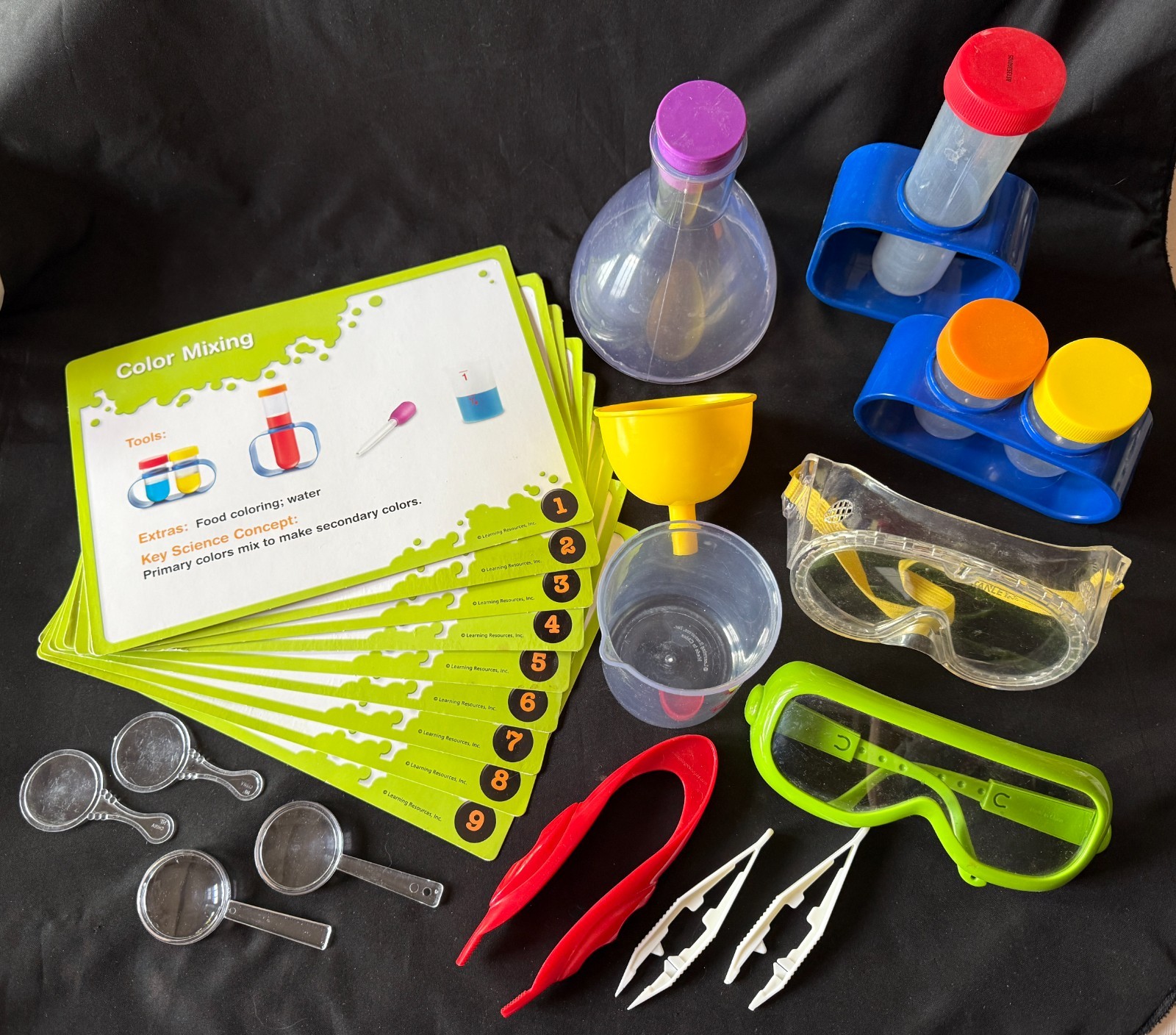 Lot Learning Resources kid's Primary Science Lab Set, Stanley Jr Goggles ages 3+