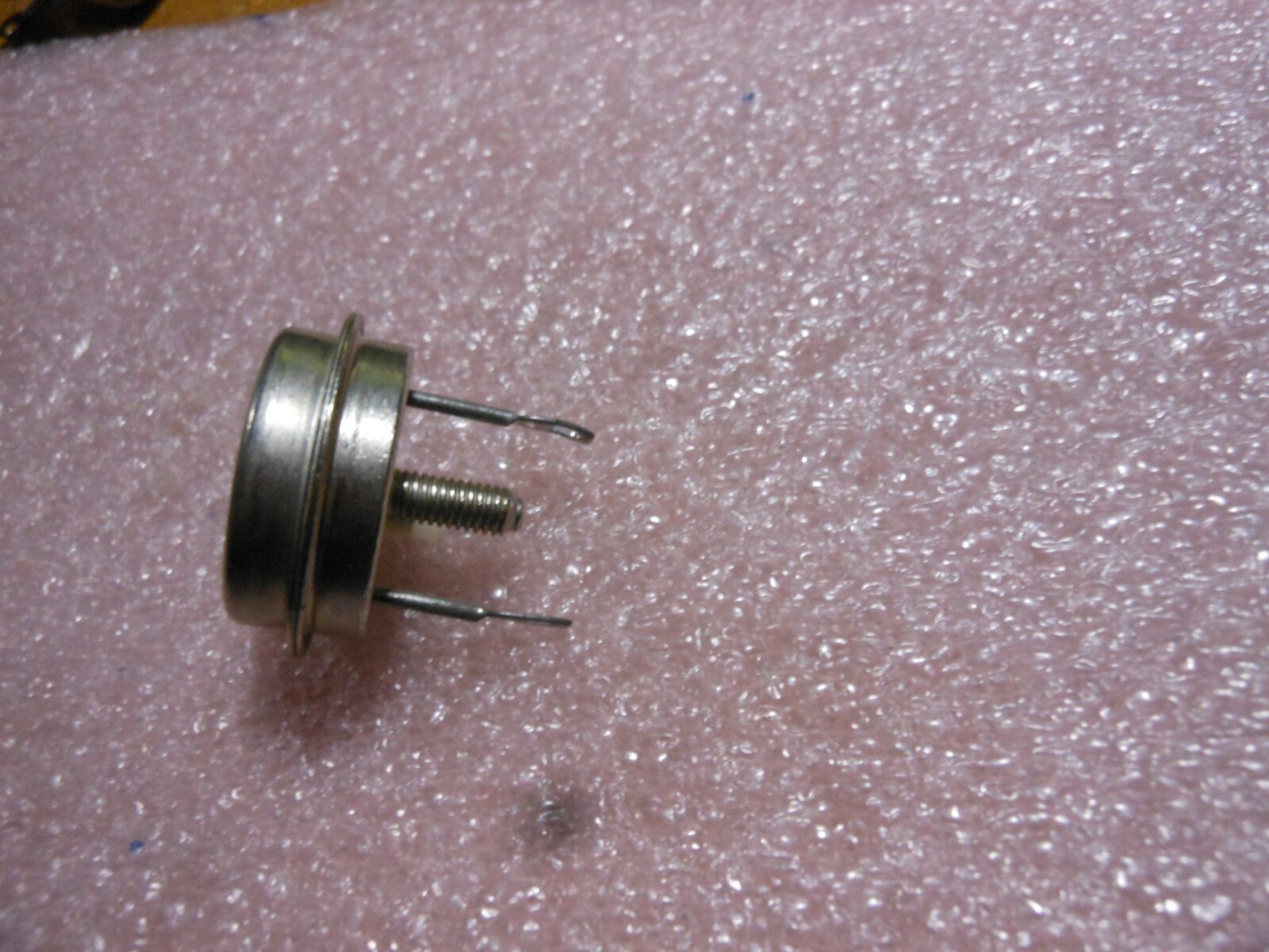STI  TRANSISTOR PNP TO36  PART # 2N443  NSN:  5961-00-752-0174