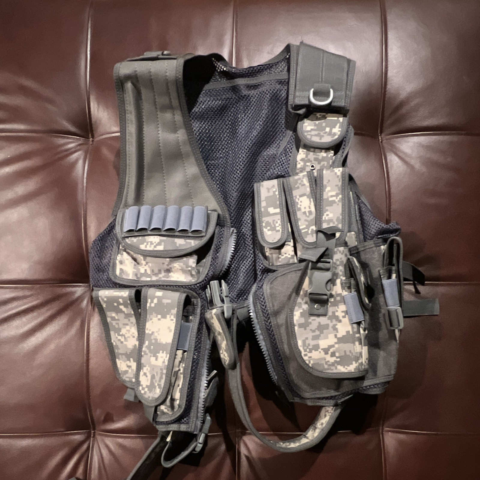 Adjustable Nylon/Mesh Tactical Chest Rig Vest w/ Pouches Black/Gray