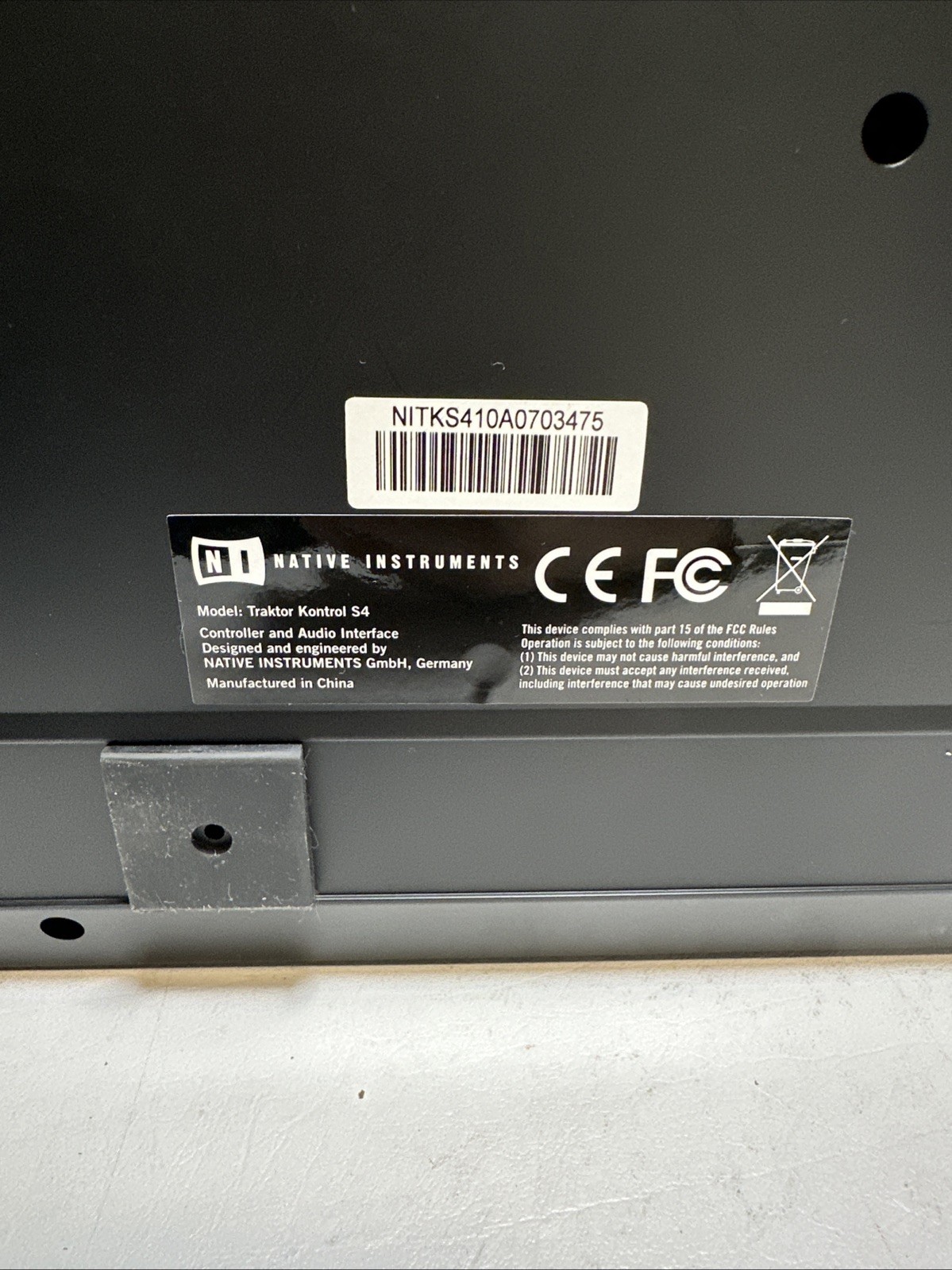 Native Instruments Traktor Kontrol S4 DJ Controller Midi Turntable
