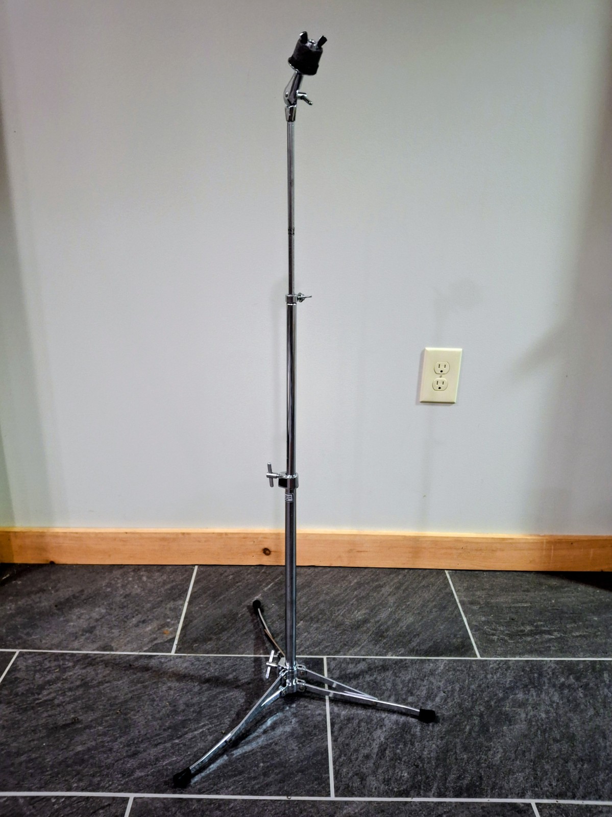 Vintage Ludwig Flat Base Straight Cymbal Stand 1970's Chrome Finish, Very Nice!
