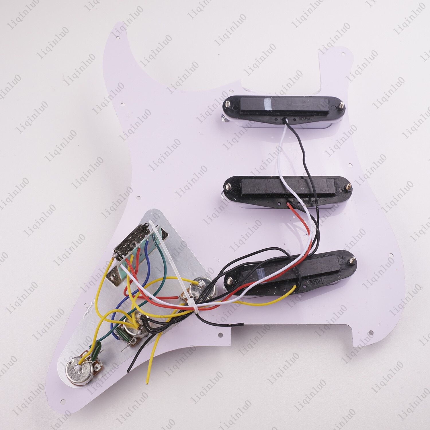 Prewired-Loaded SSS Pickguard Ceramic Pickups For Strat Beige&Pink