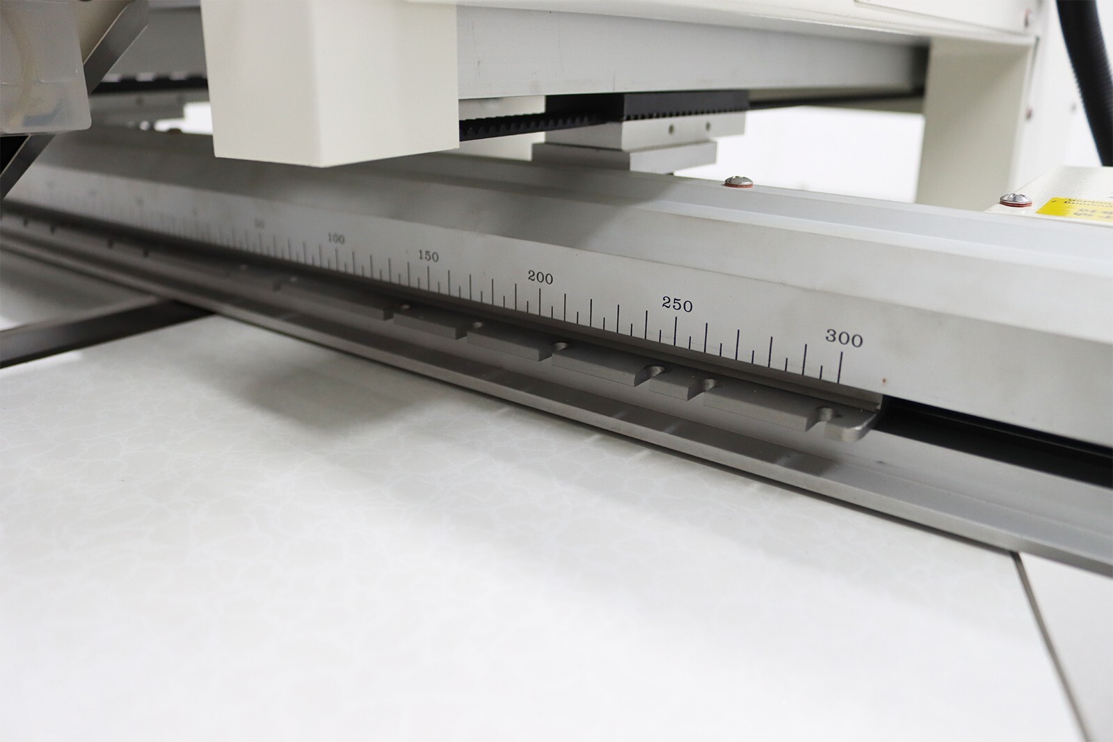 Commercial Automatic Embroidery Machine12 Needles for Embroidery W/ Touch Screen