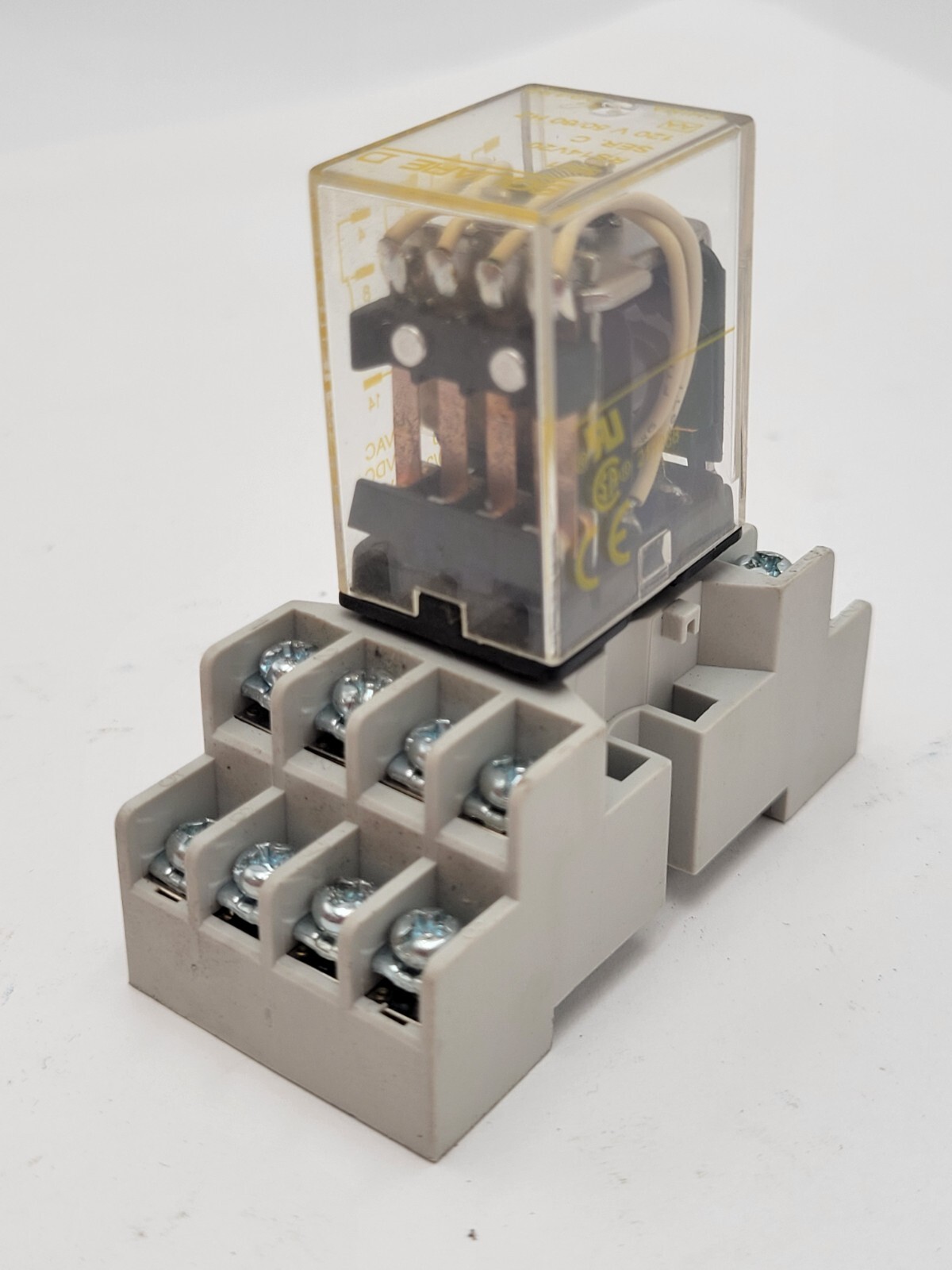 Square D 8501RS14V20 General Purpose Relay Coil 120V with 8501NR45 Socket Base