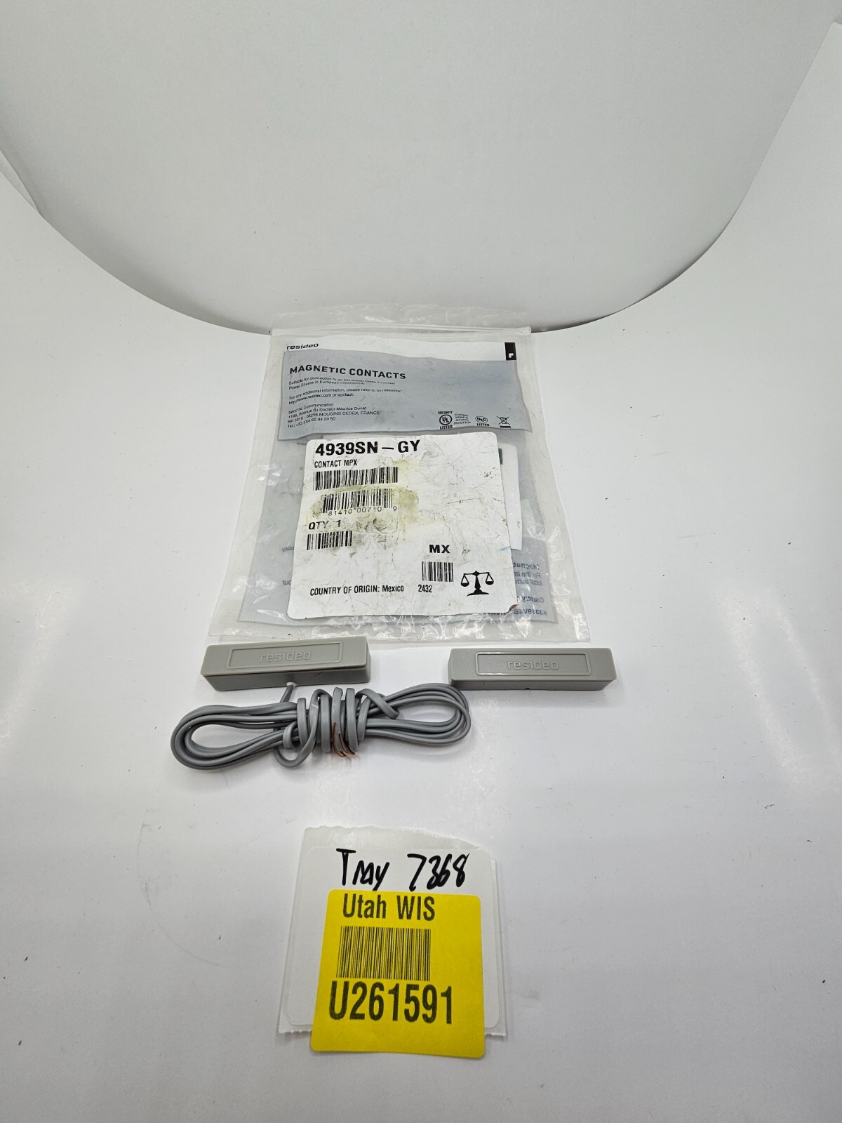 Resideo 4939SN-GY Honeywell Home V-Plex Surface Mount Contact With Cover Grey